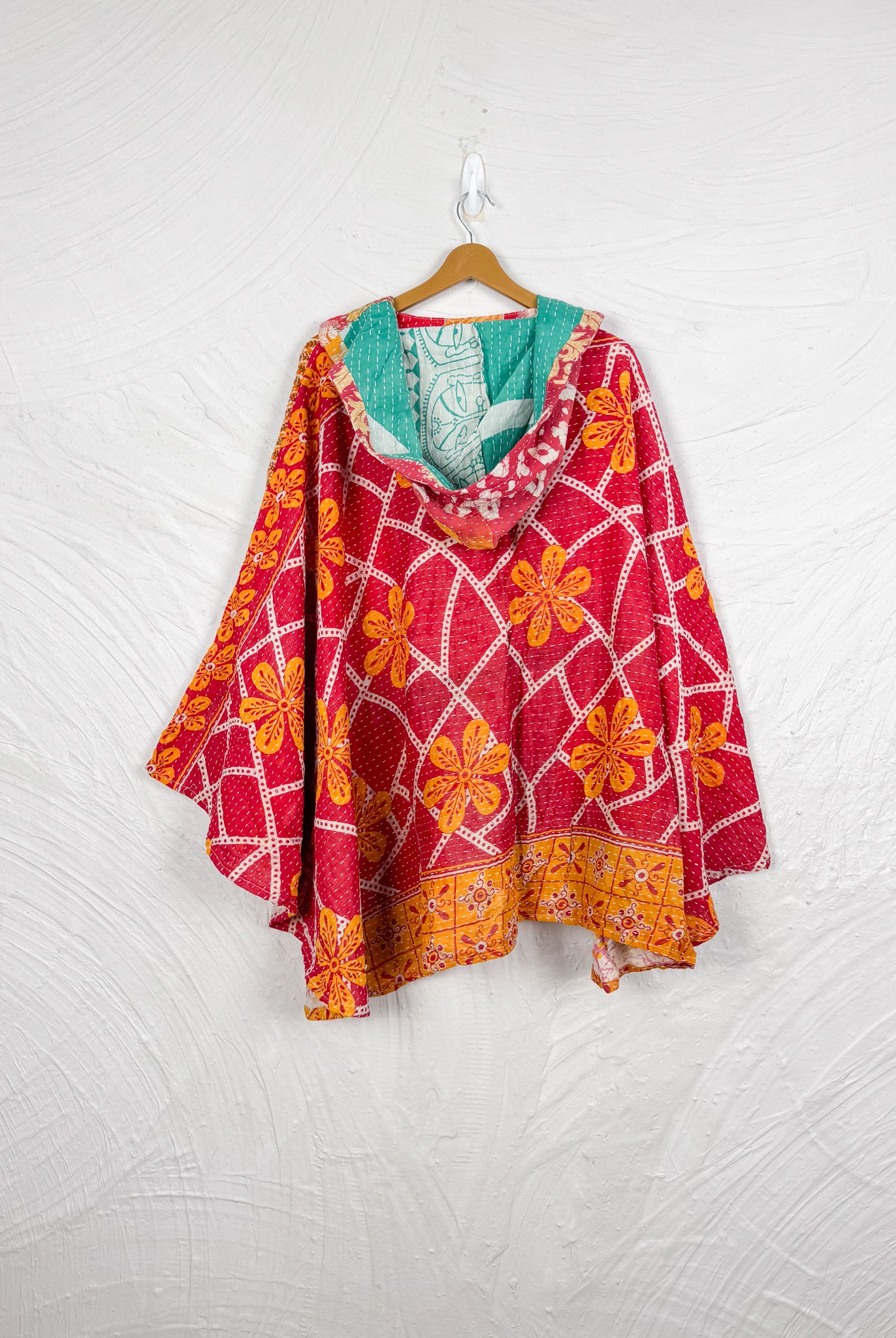 Bohemian kantha poncho - Love Protect Sustain