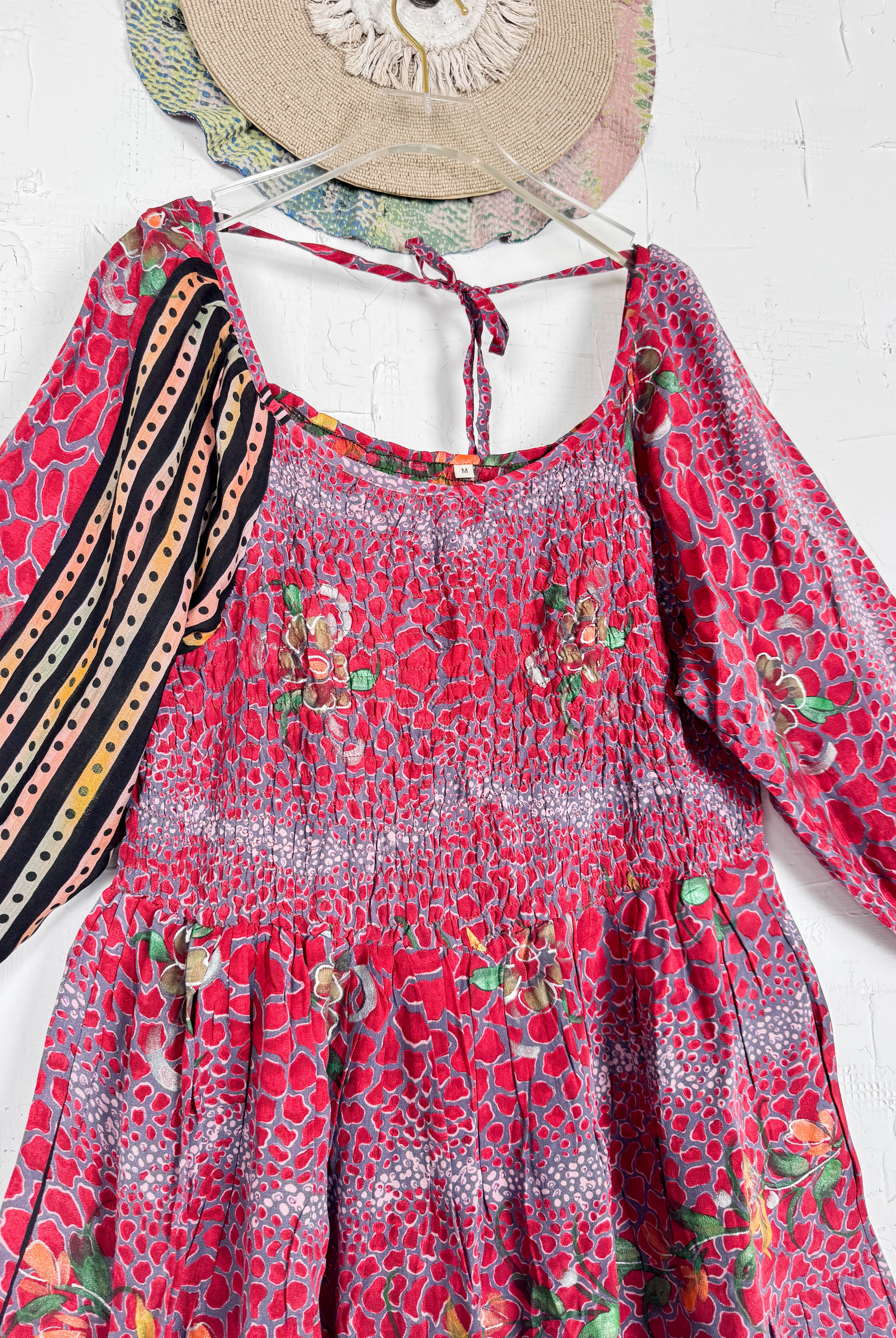 Casual knee-length dress - Love Protect Sustain