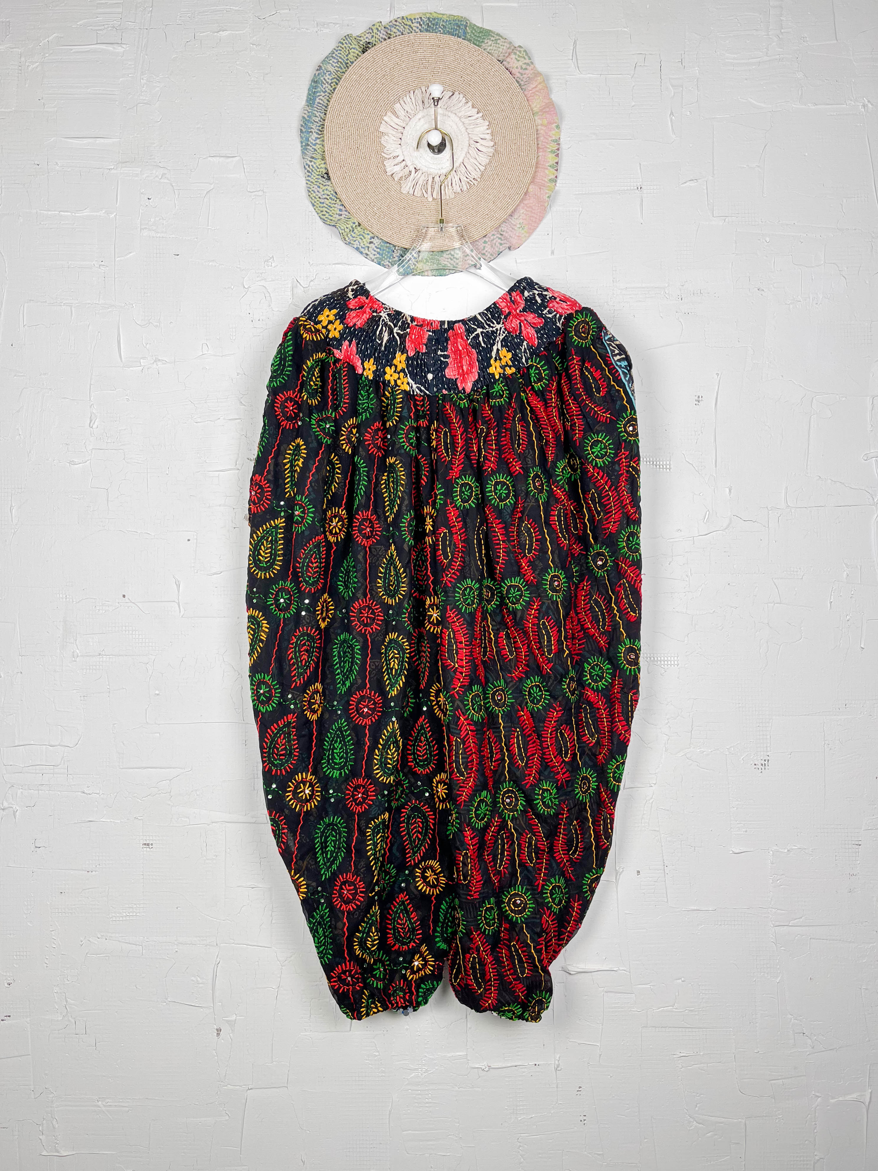 Comfortable embroidered pants- Love Protect Sustain