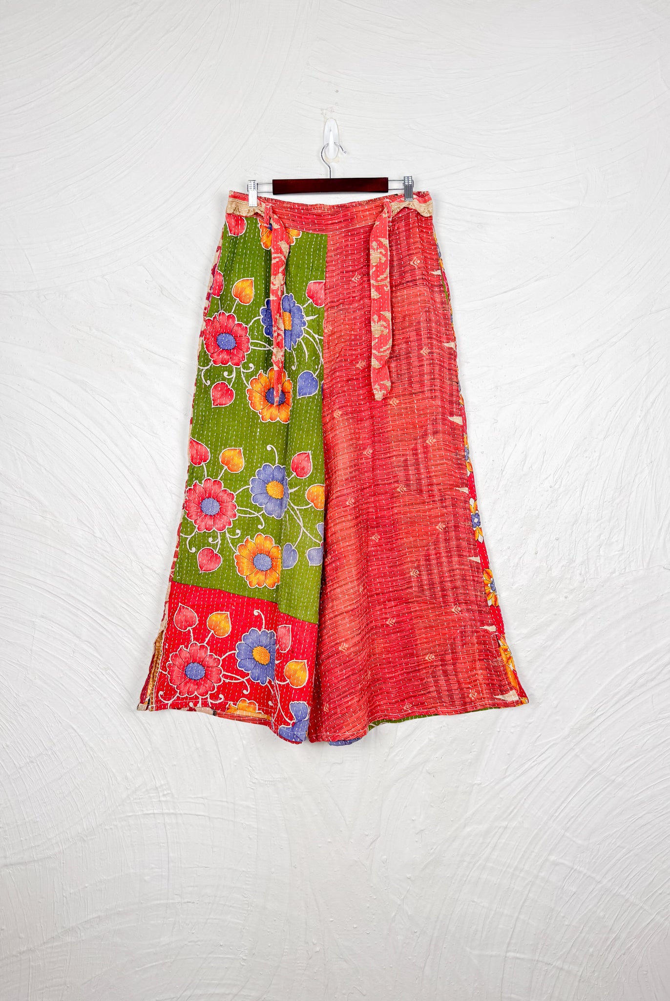 Floral Kanths Pants - Love Protect Sustain