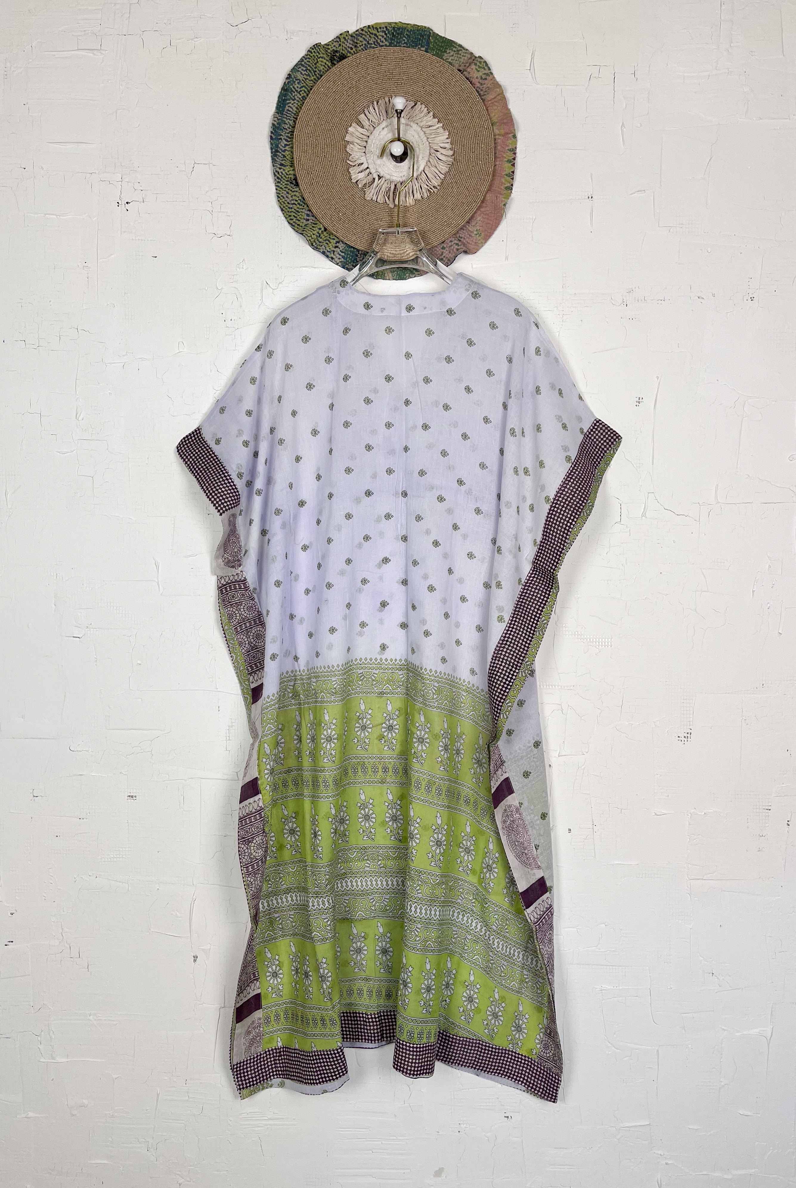 Flowy kaftan - Love Protect Sustain
