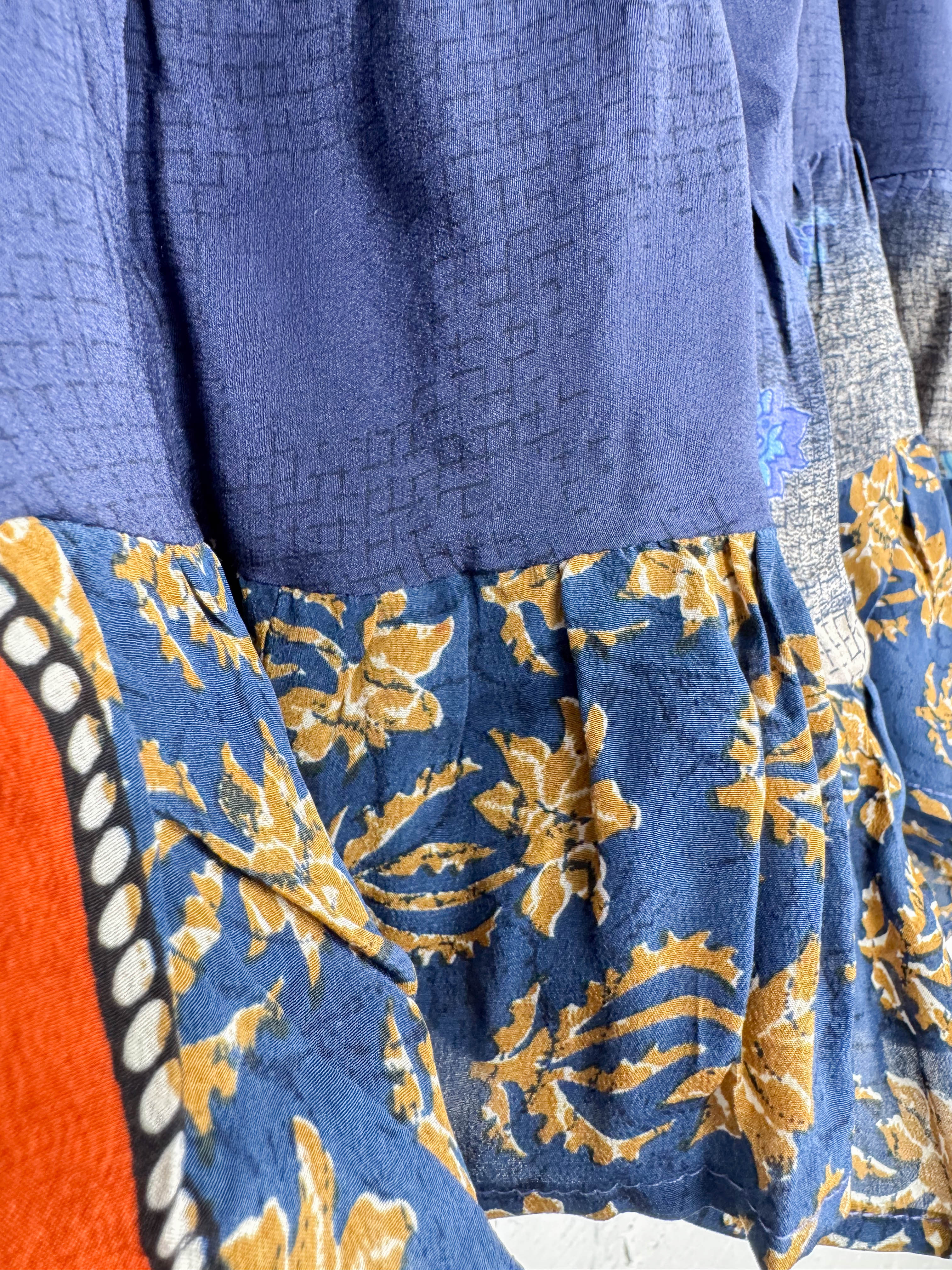 Flowy silk top vintage - Love Protect Sustain