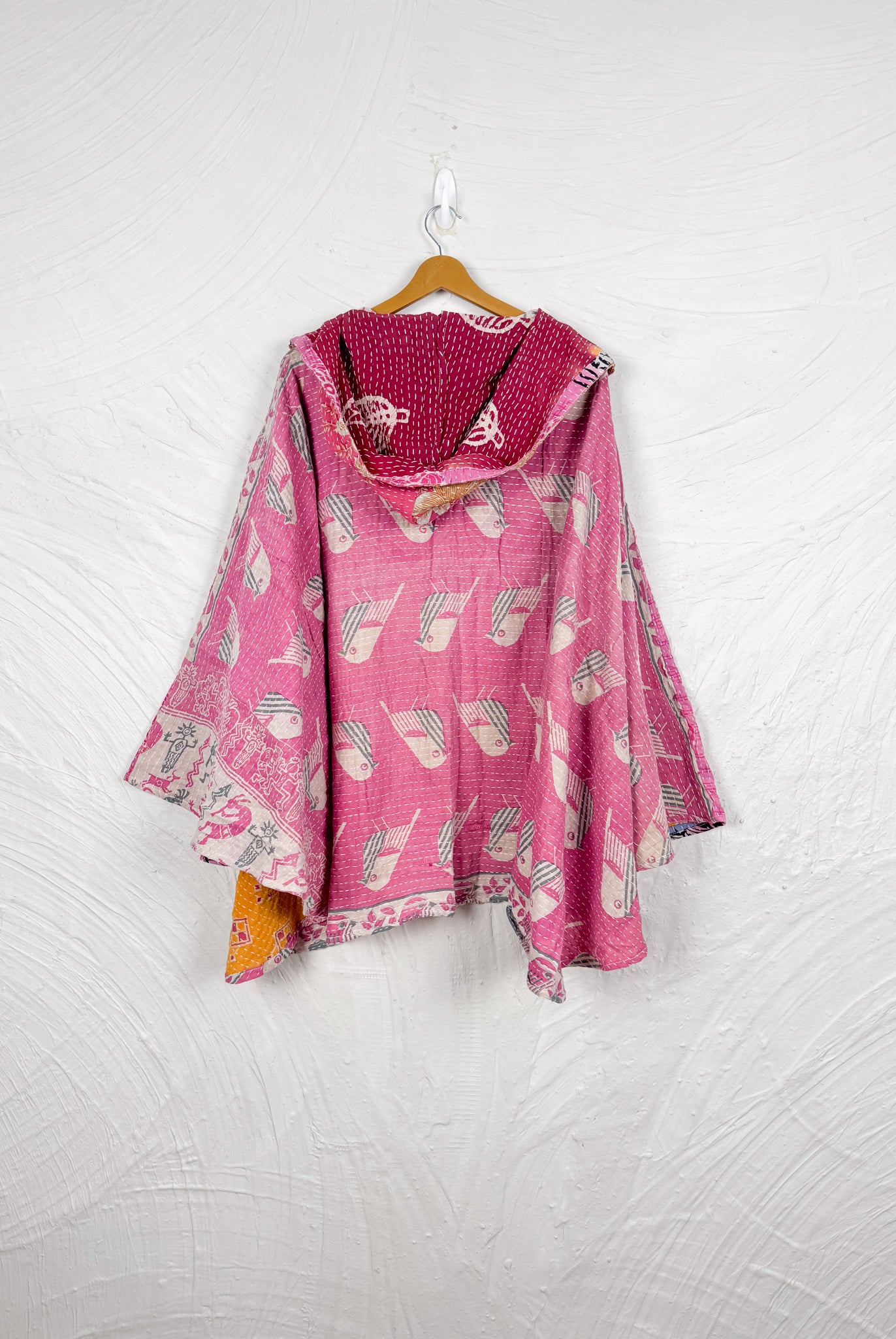Kantha Pocho Jacket Floral - Love Protect Sustain