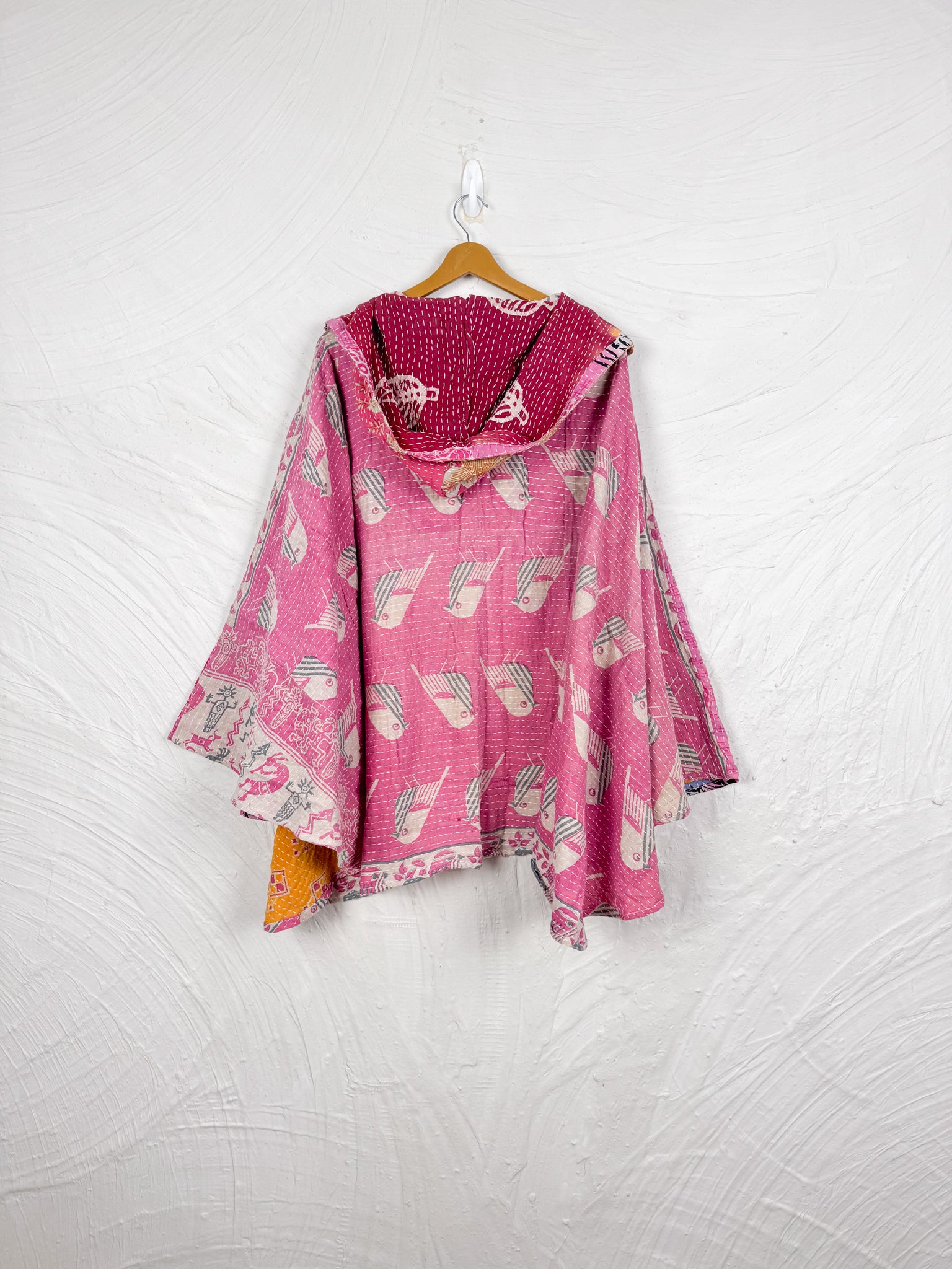Kantha Pocho Jacket Floral - Love Protect Sustain