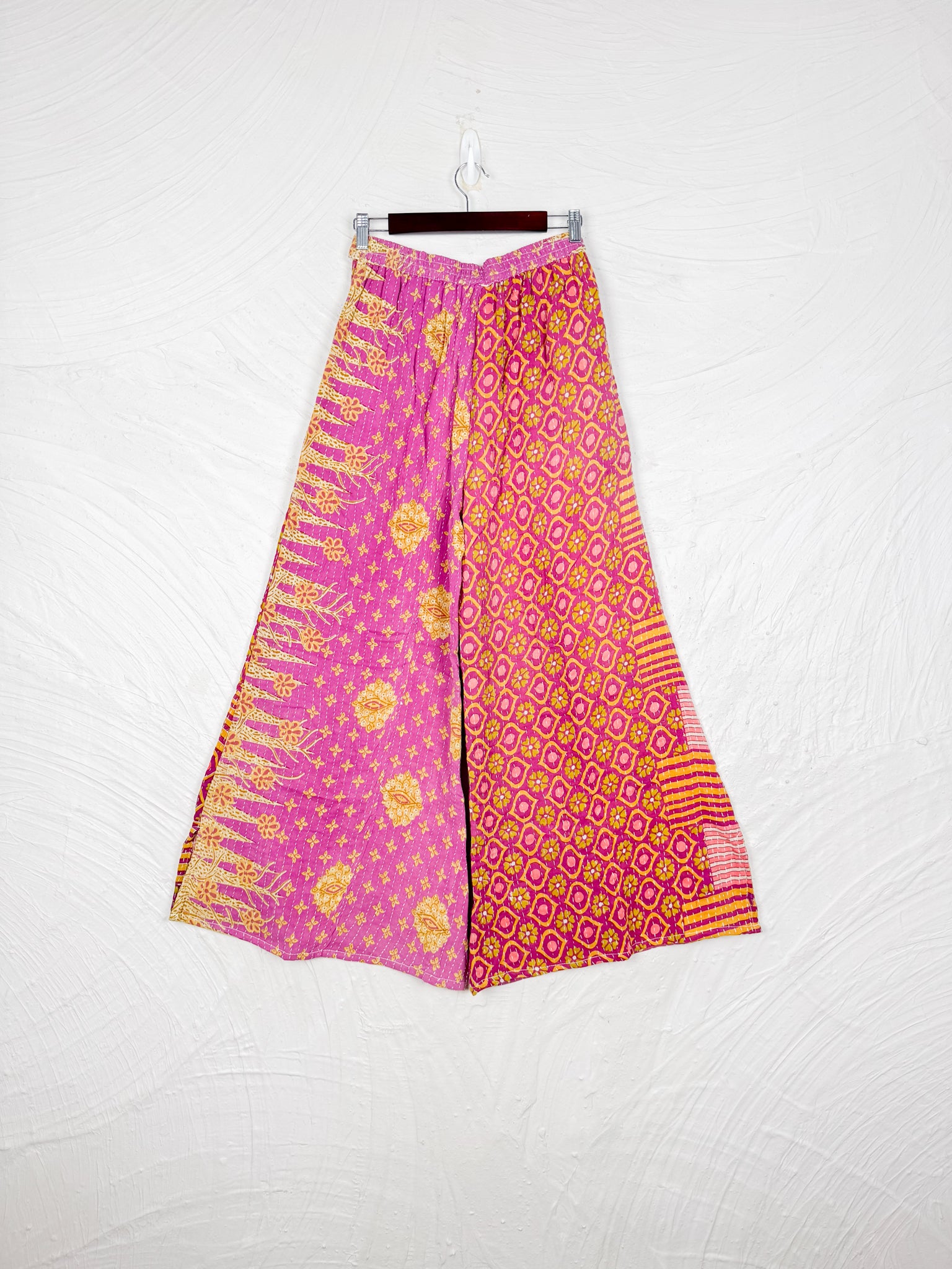 Kantha Yoga Pants - Love Protect Sustain