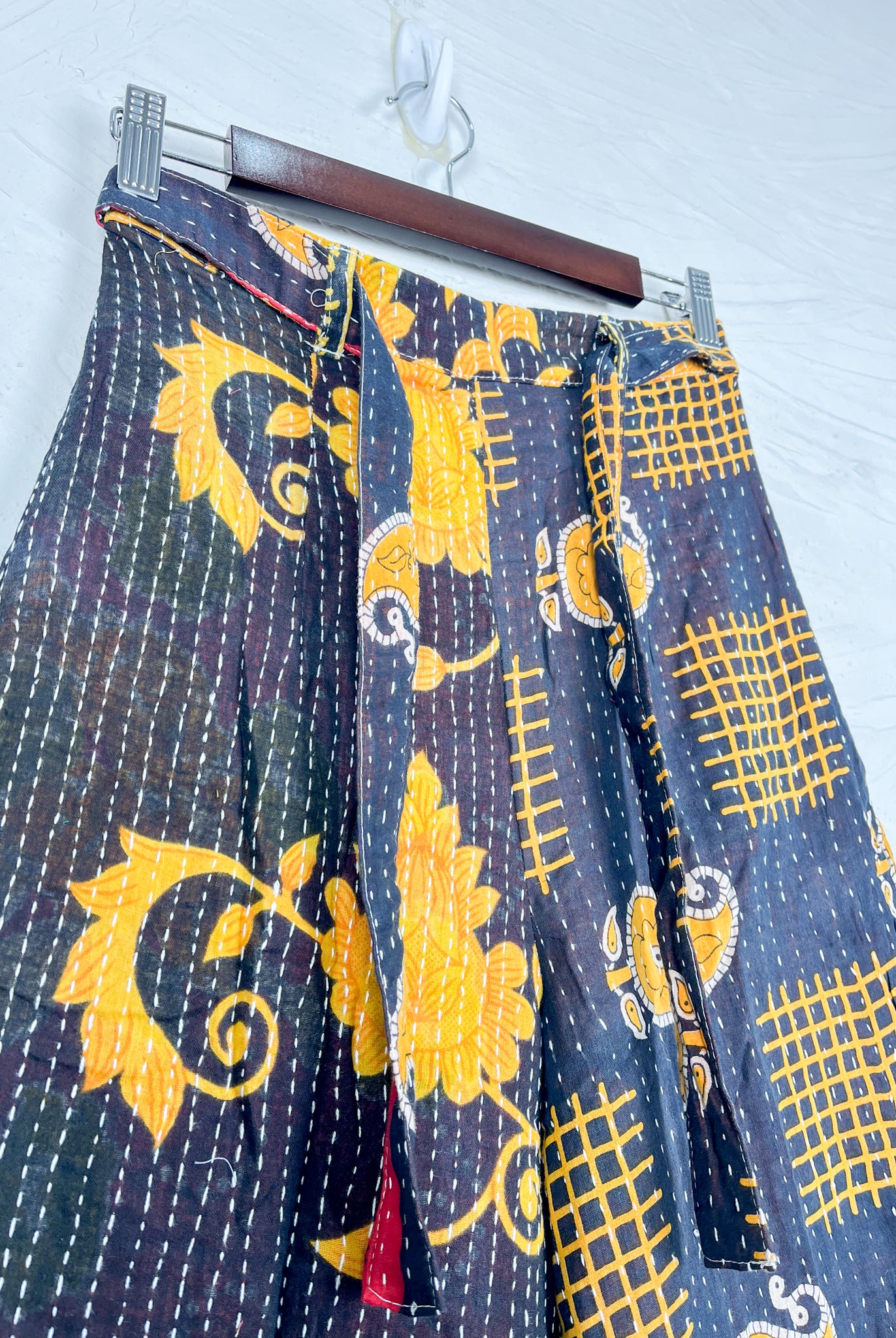 Kantha Yoga Pants - Love Protect Sustain