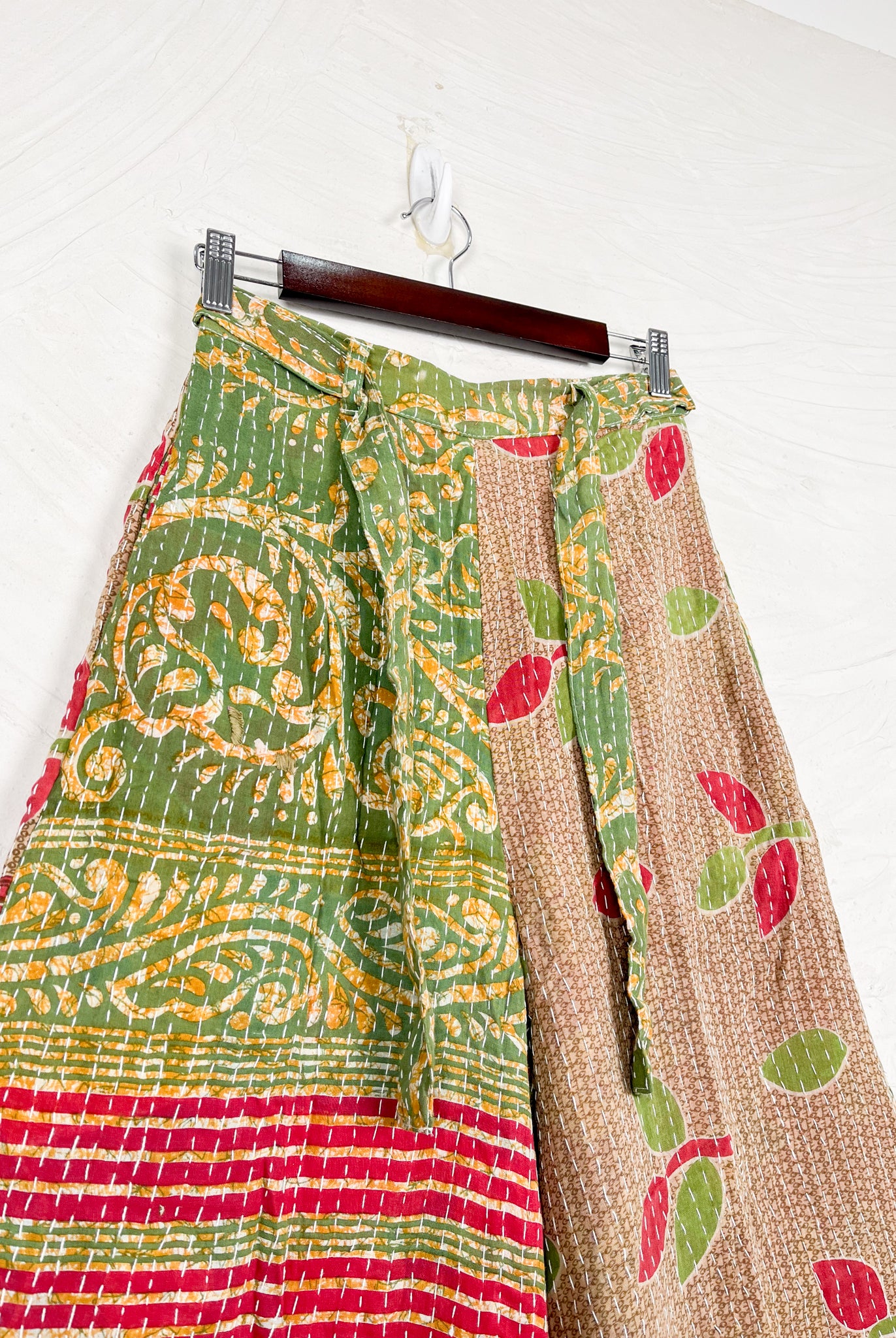 Kantha Yoga Pants - Love Protect Sustain