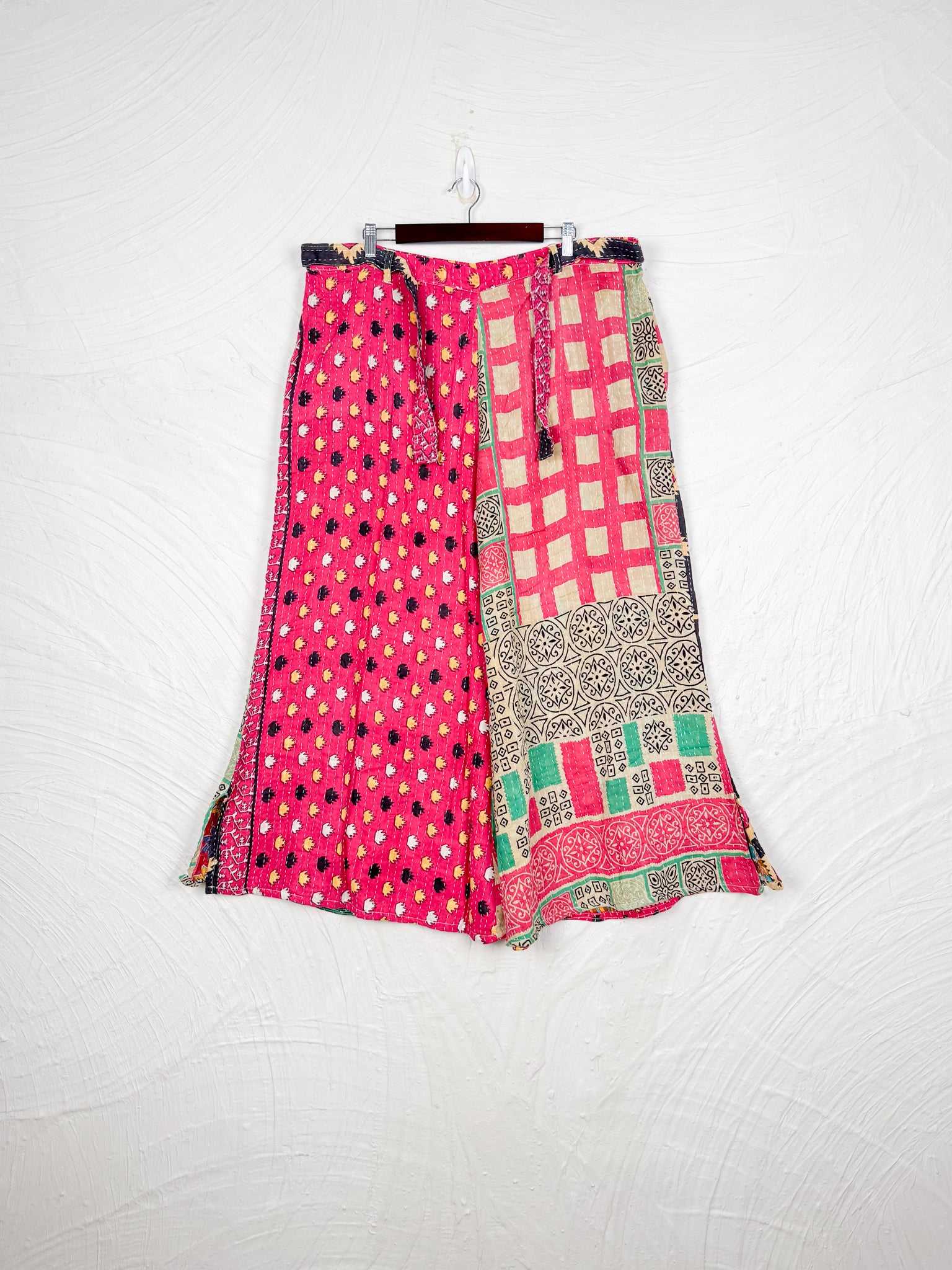 Kantha pants - Love Protect Sustain
