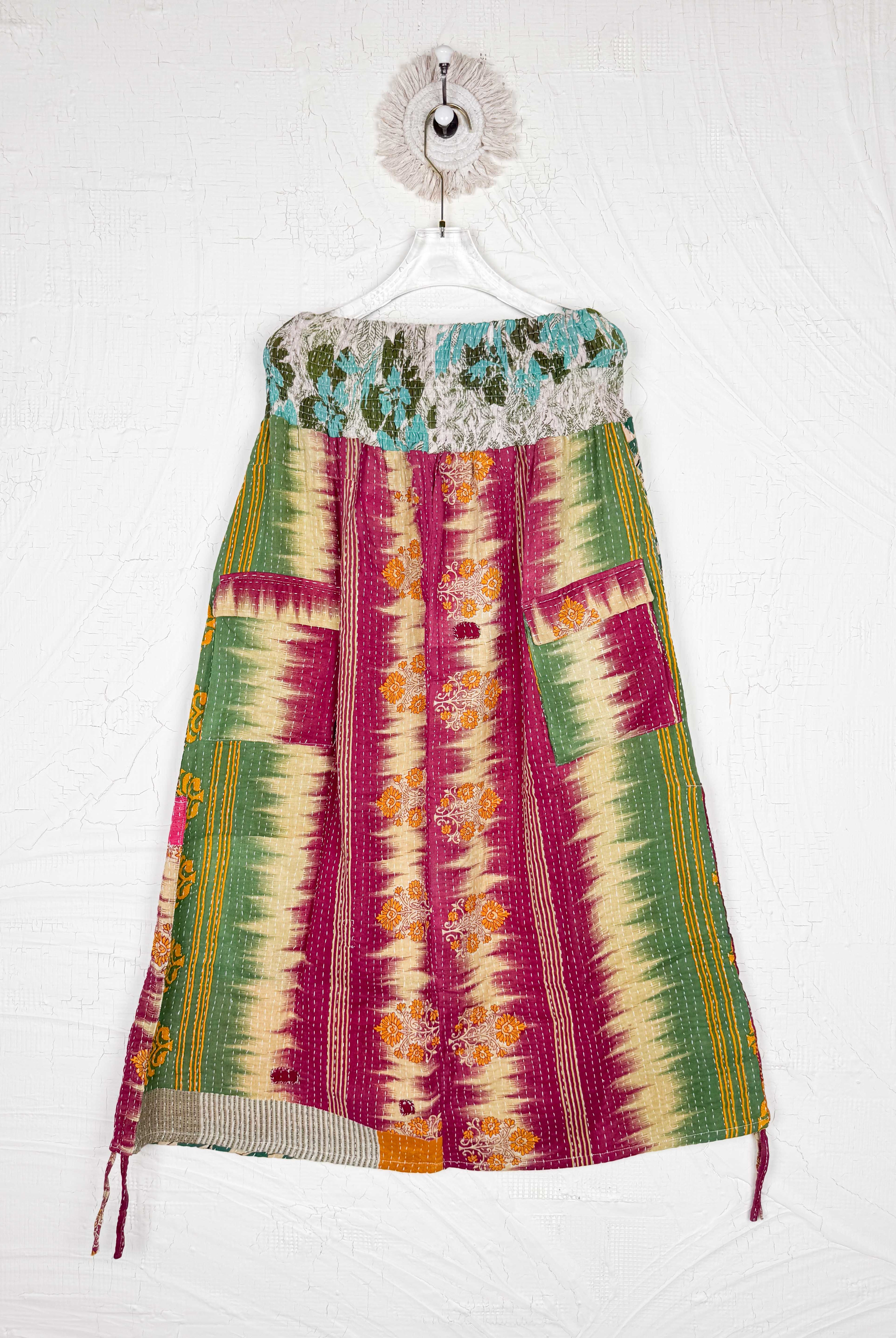 Kantha skirt with paisley - Love Protect Sustain