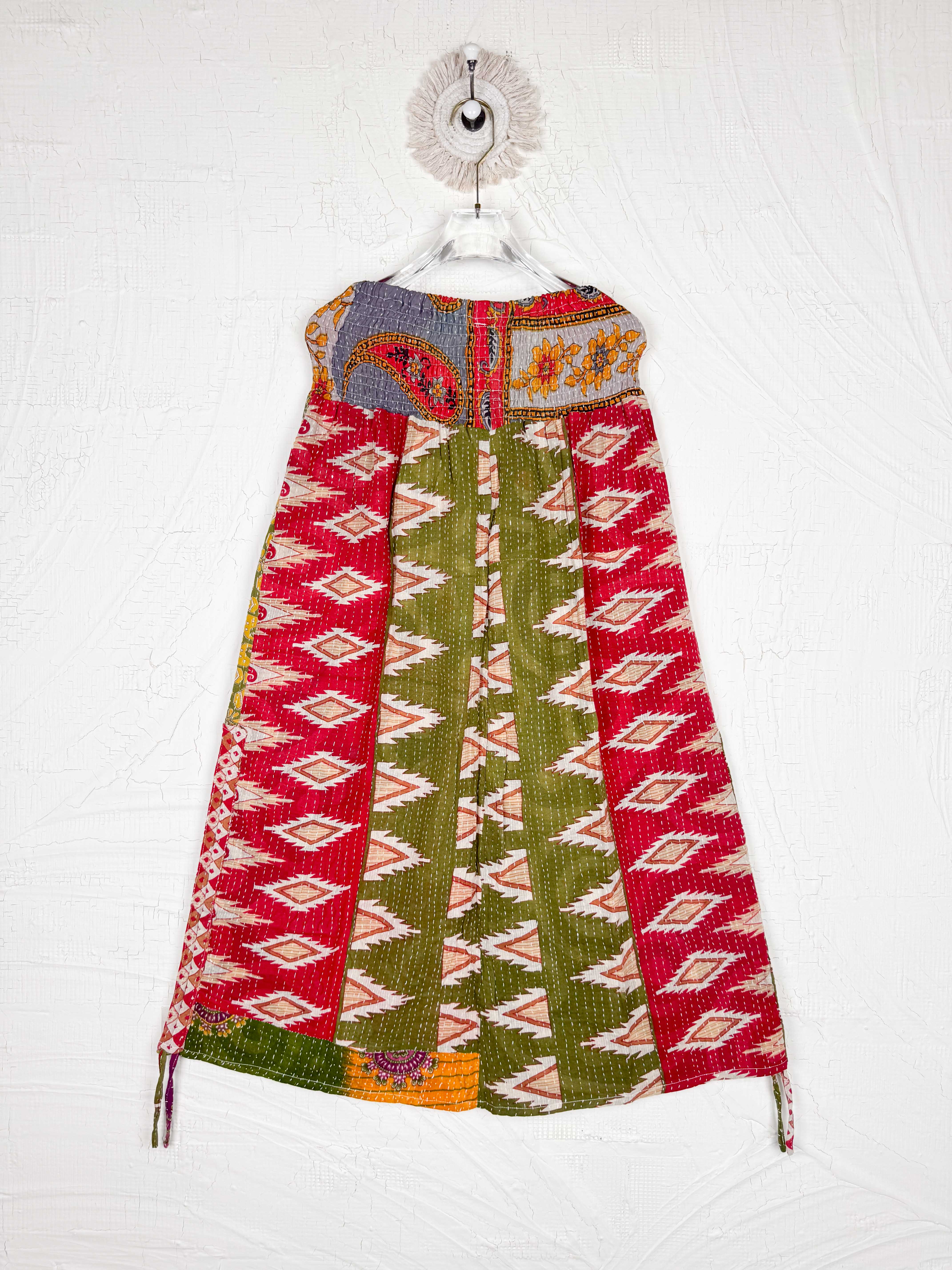 Kantha skirt with paisley - Love Protect Sustain
