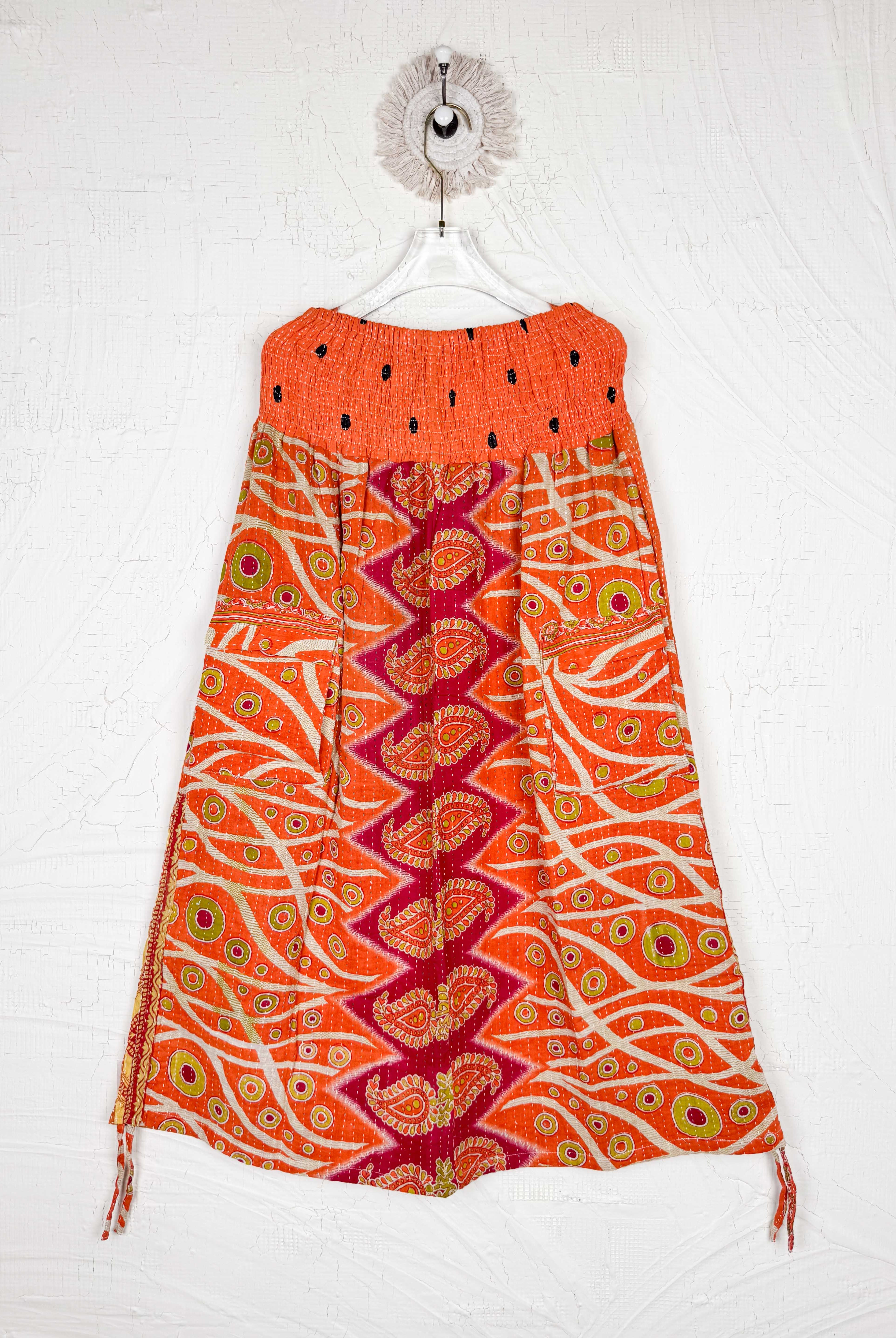 Kantha skirt with paisley - Love Protect Sustain