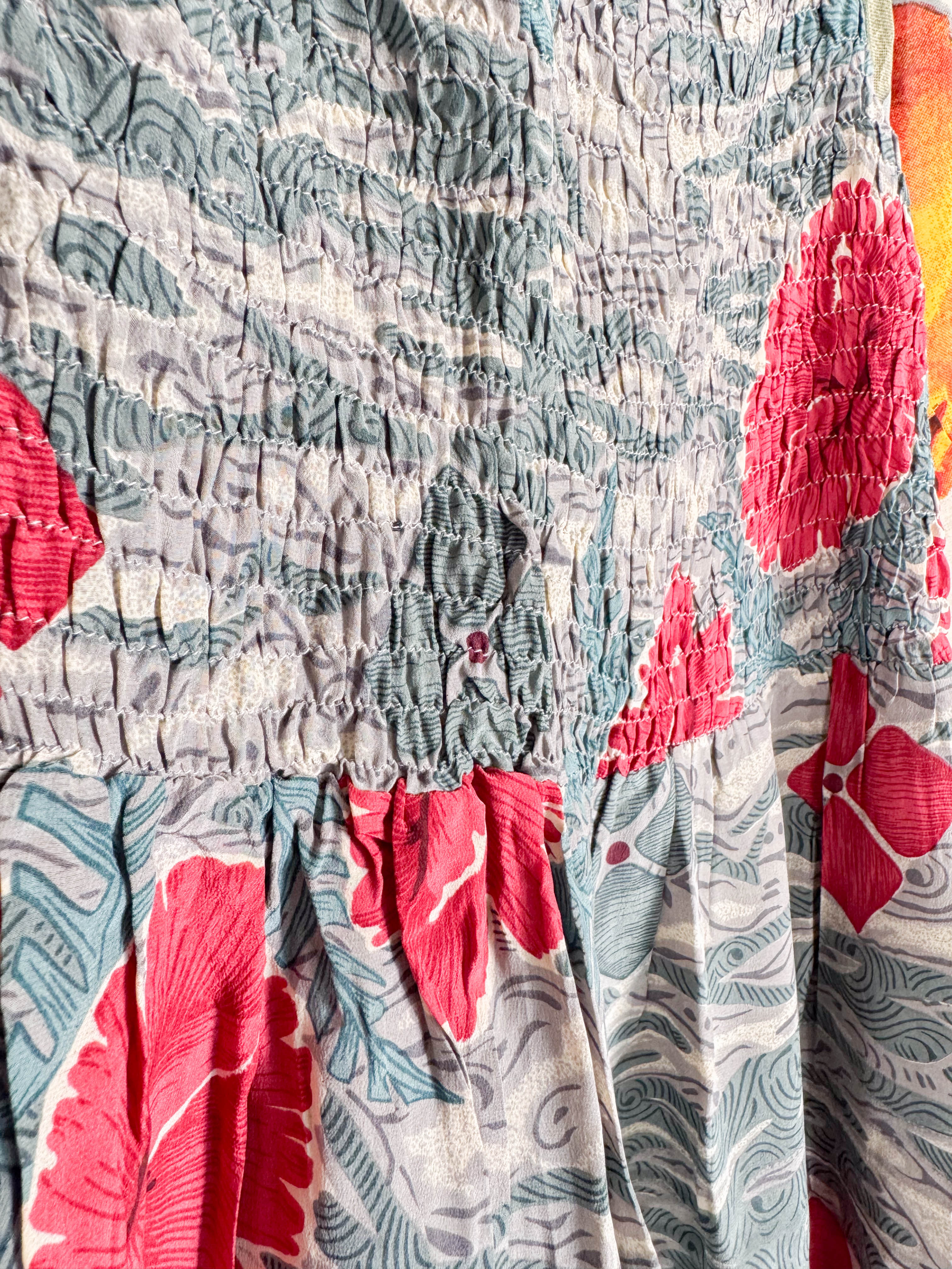 Knee-length dress - Love Protect Sustain