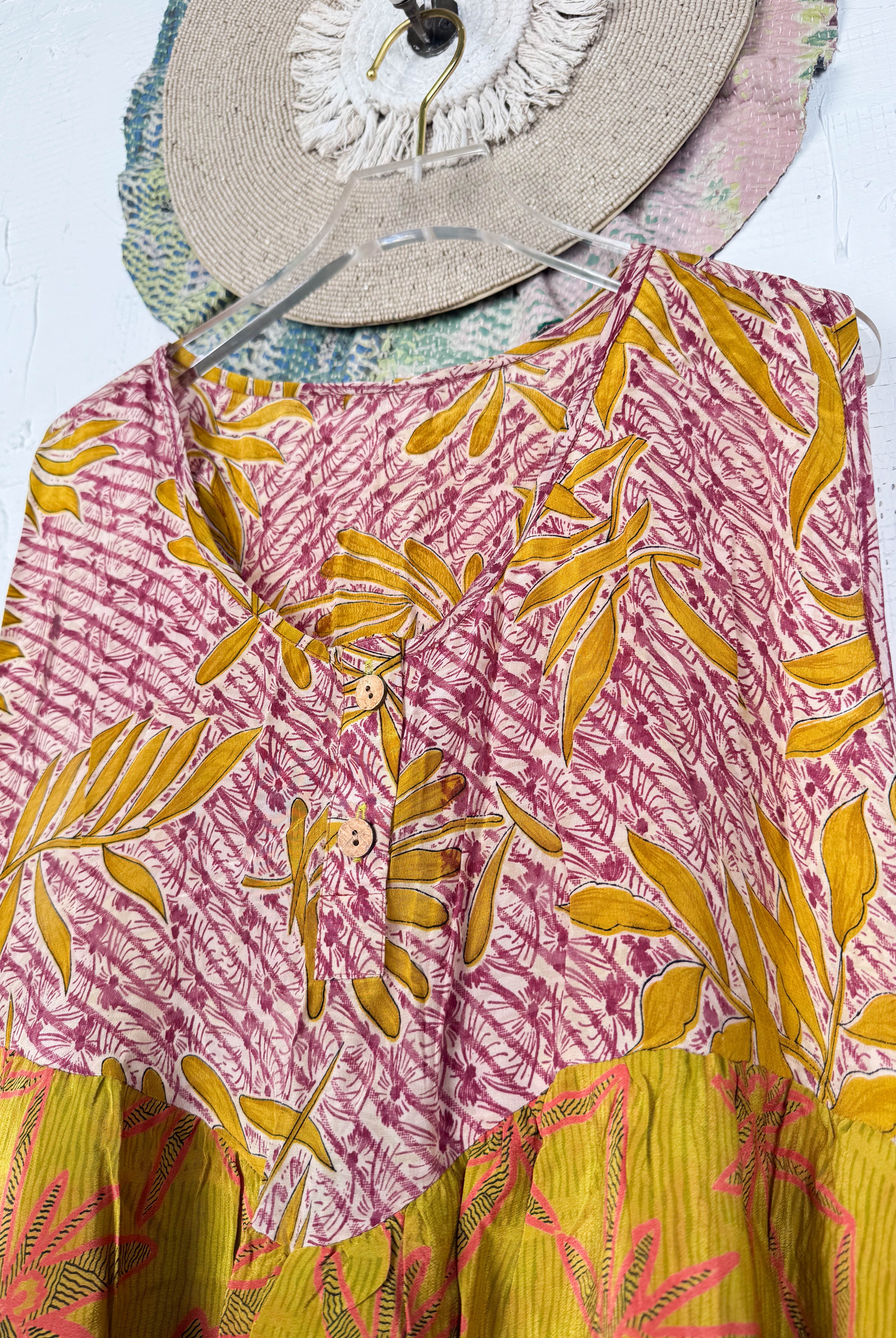 Layered silk top vintage - Love Protect Sustain