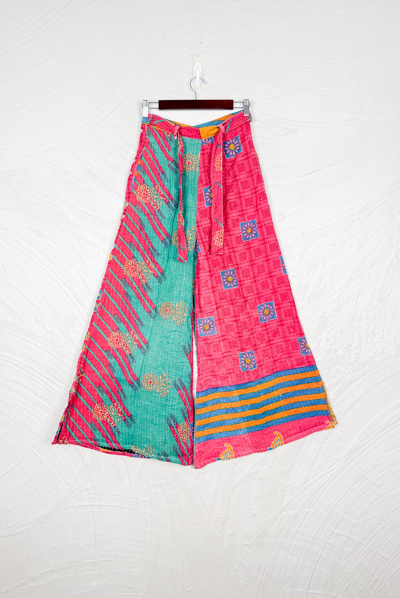 Lounge wear kantha pants - Love Protect Sustain