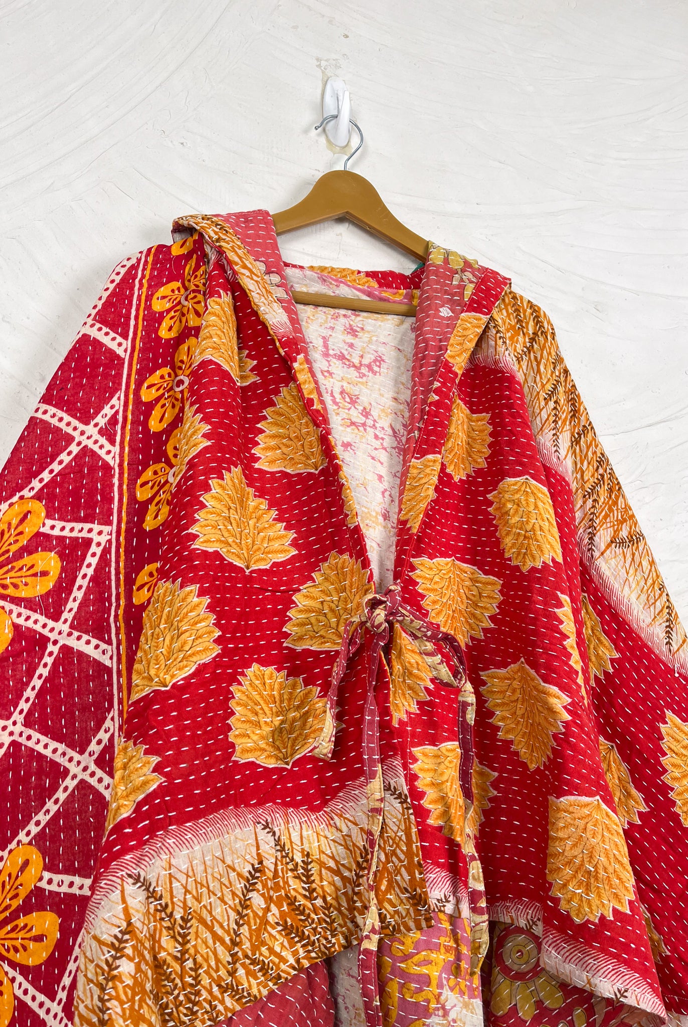 Patchworkkanthaponcho - Love Protect Sustain