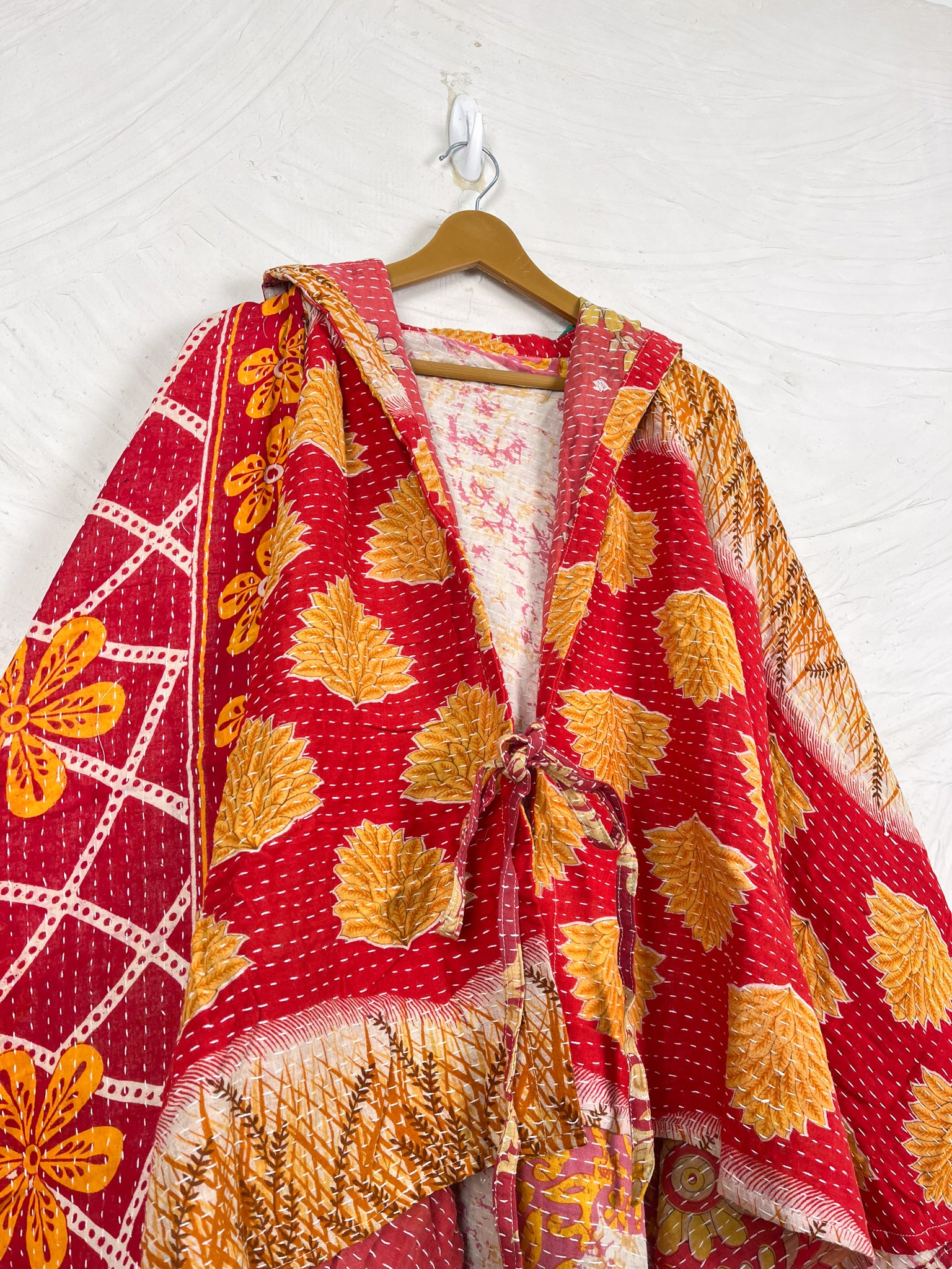 Patchworkkanthaponcho - Love Protect Sustain