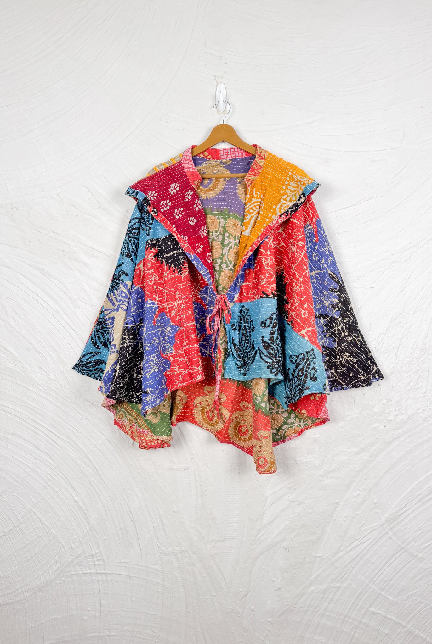 Patchwork kantha poncho - Love Protect Sustain