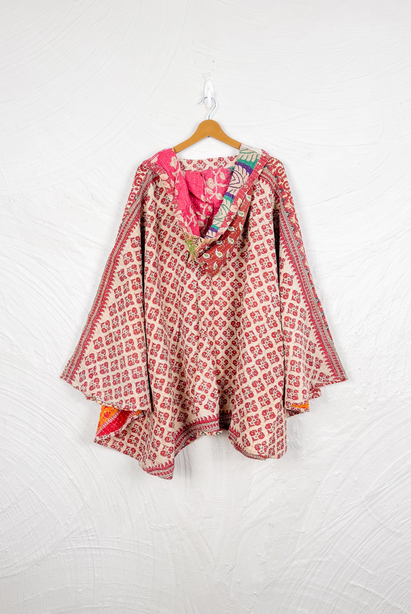 Patterned kantha poncho - Love Protect Sustain