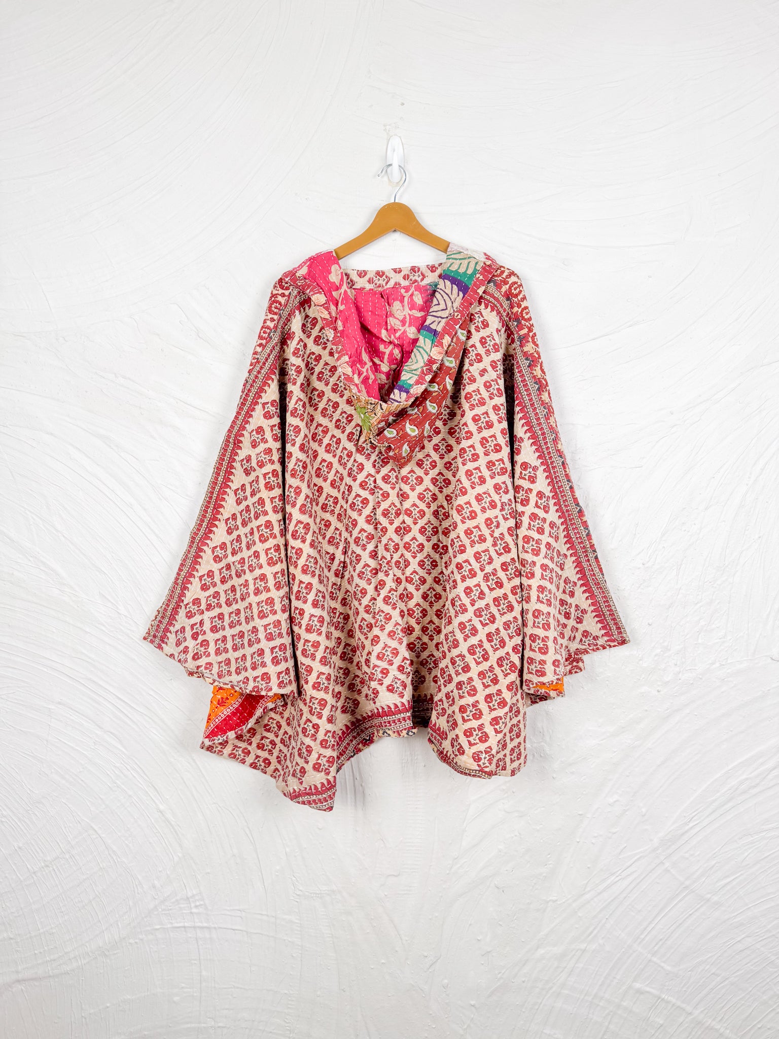 Patterned kantha poncho - Love Protect Sustain