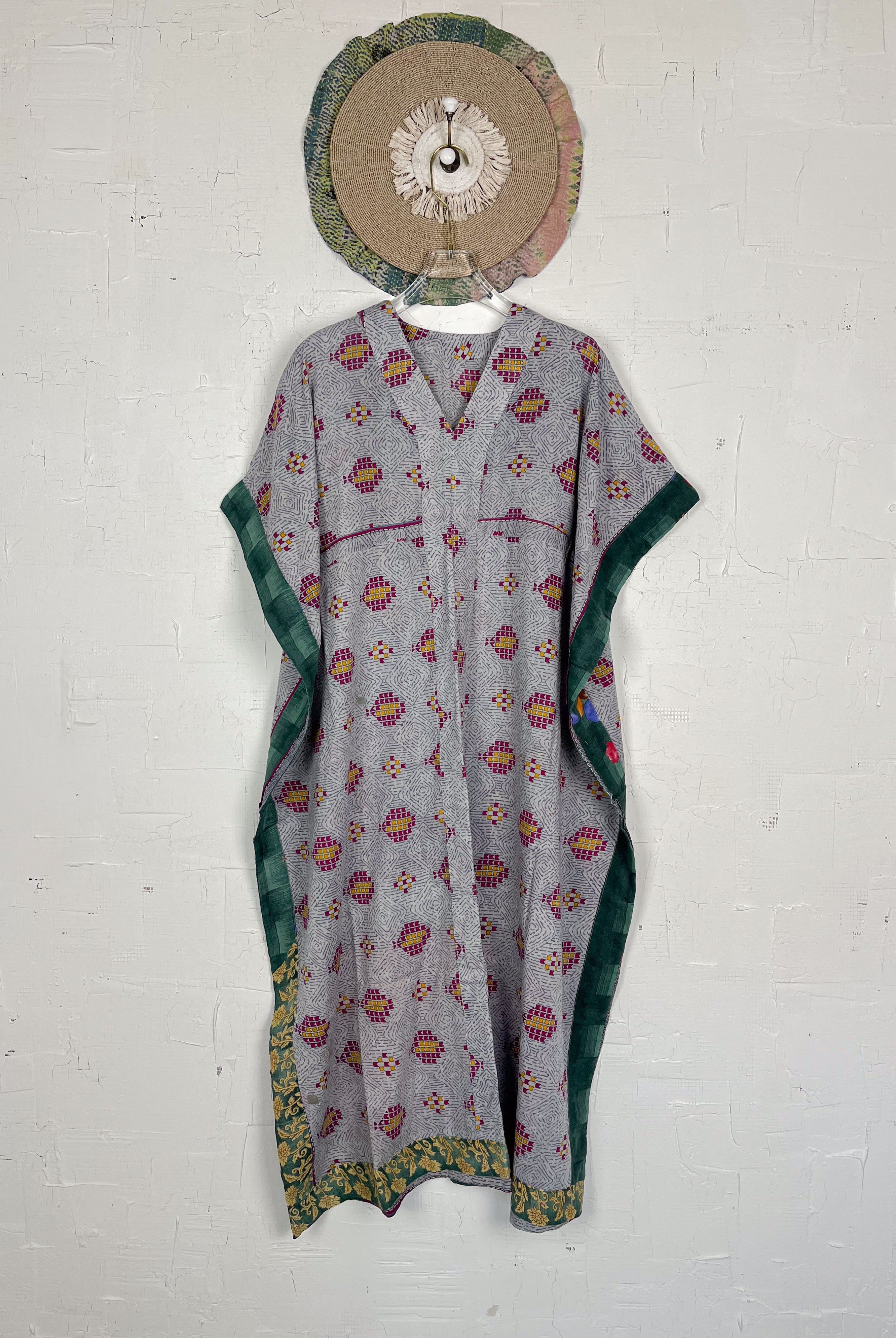Relaxed fit kaftan - Love Protect Sustain