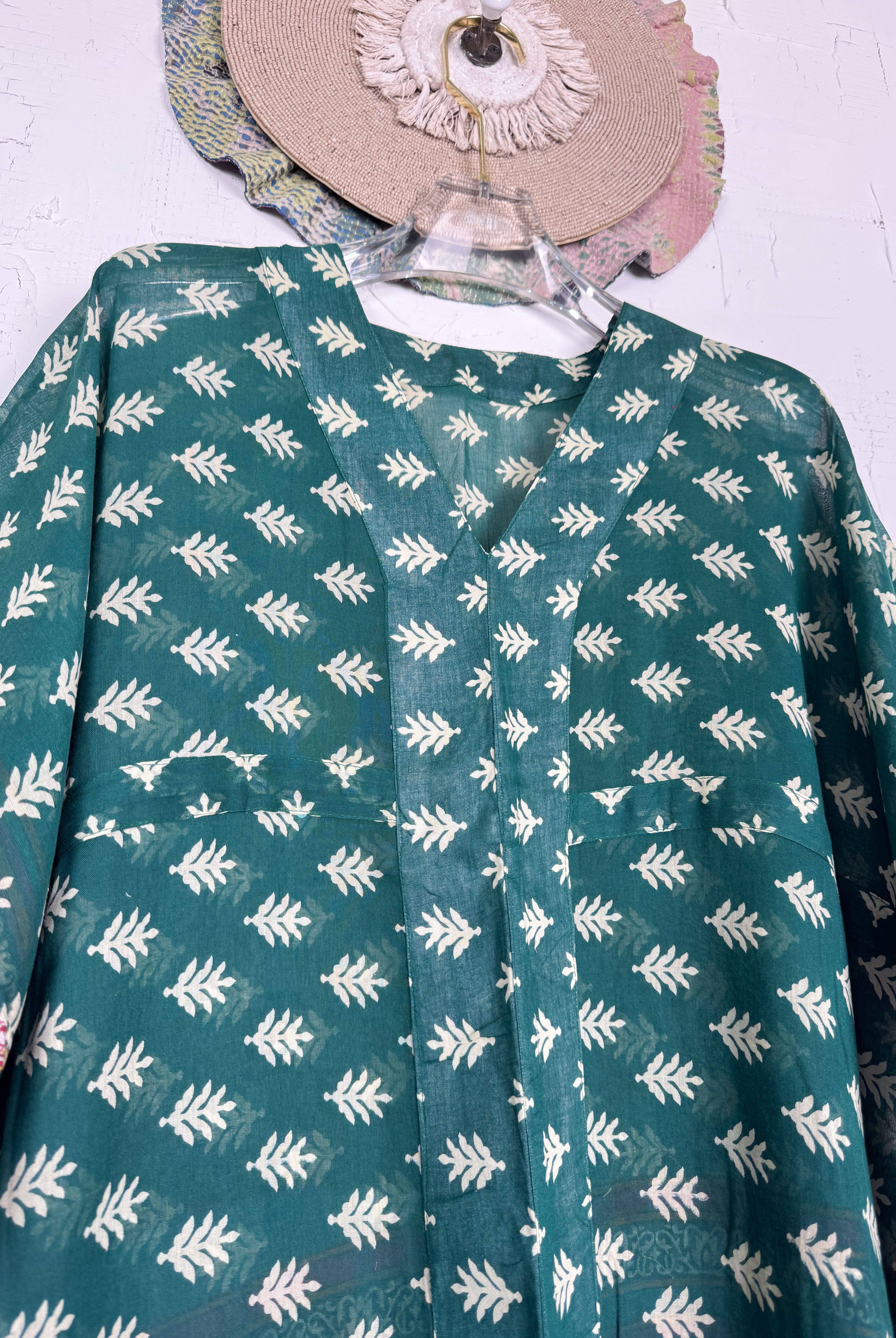 Relaxed fit kaftan - Love Protect Sustain