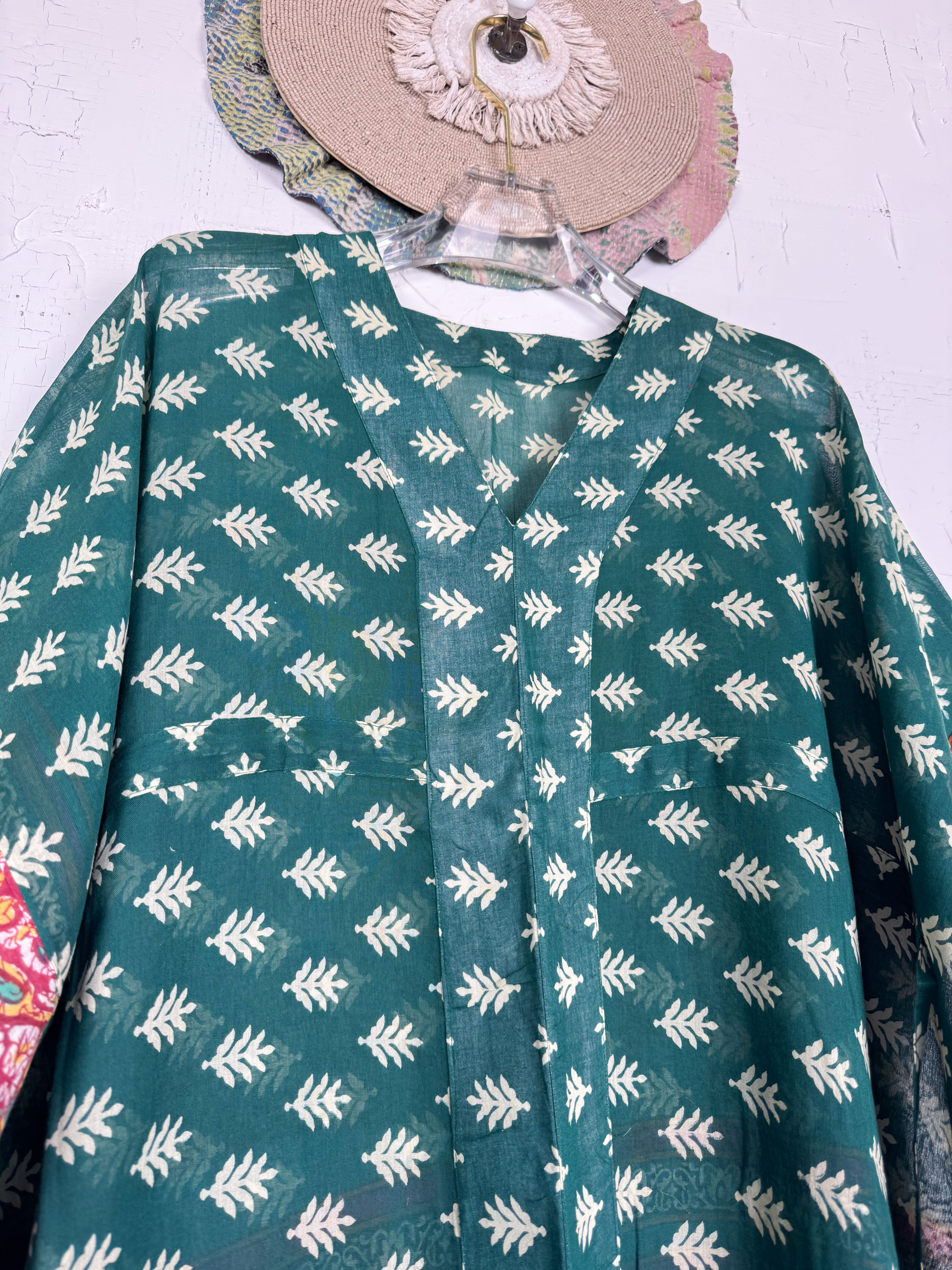 Relaxed fit kaftan - Love Protect Sustain