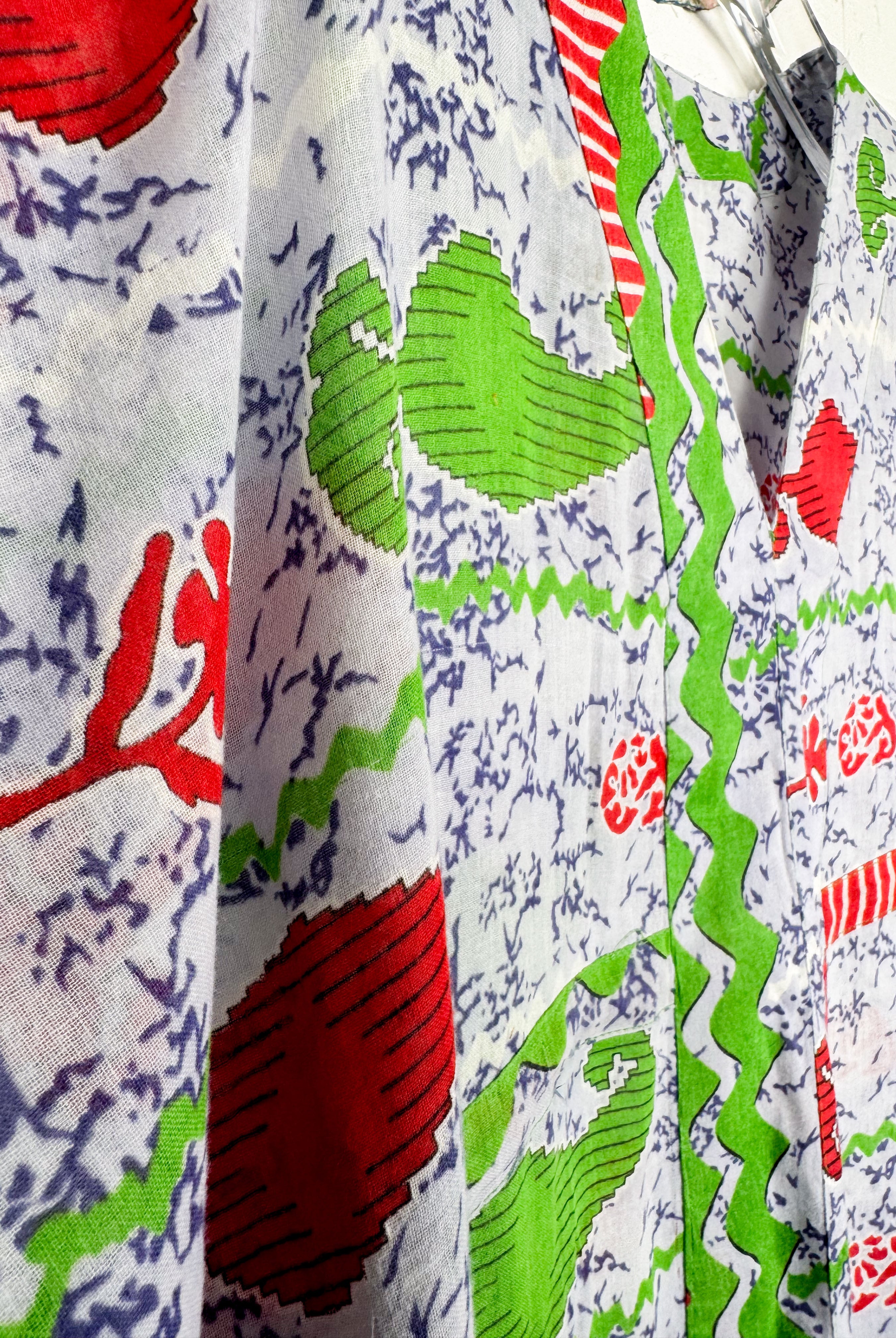 Relaxed fit kaftan - Love Protect Sustain
