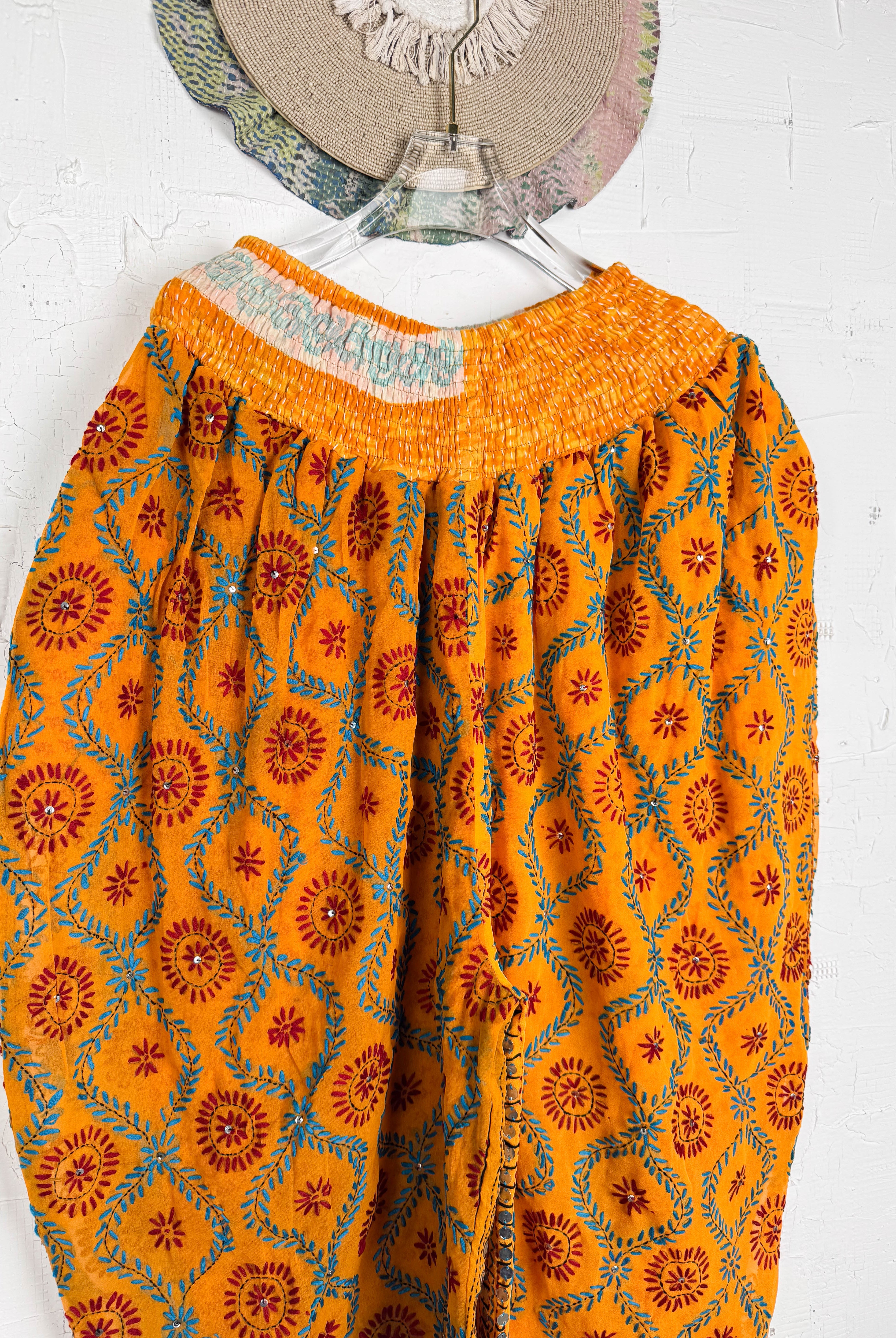 Relaxed fit patterned pants for yoga- Love Protect Sustain