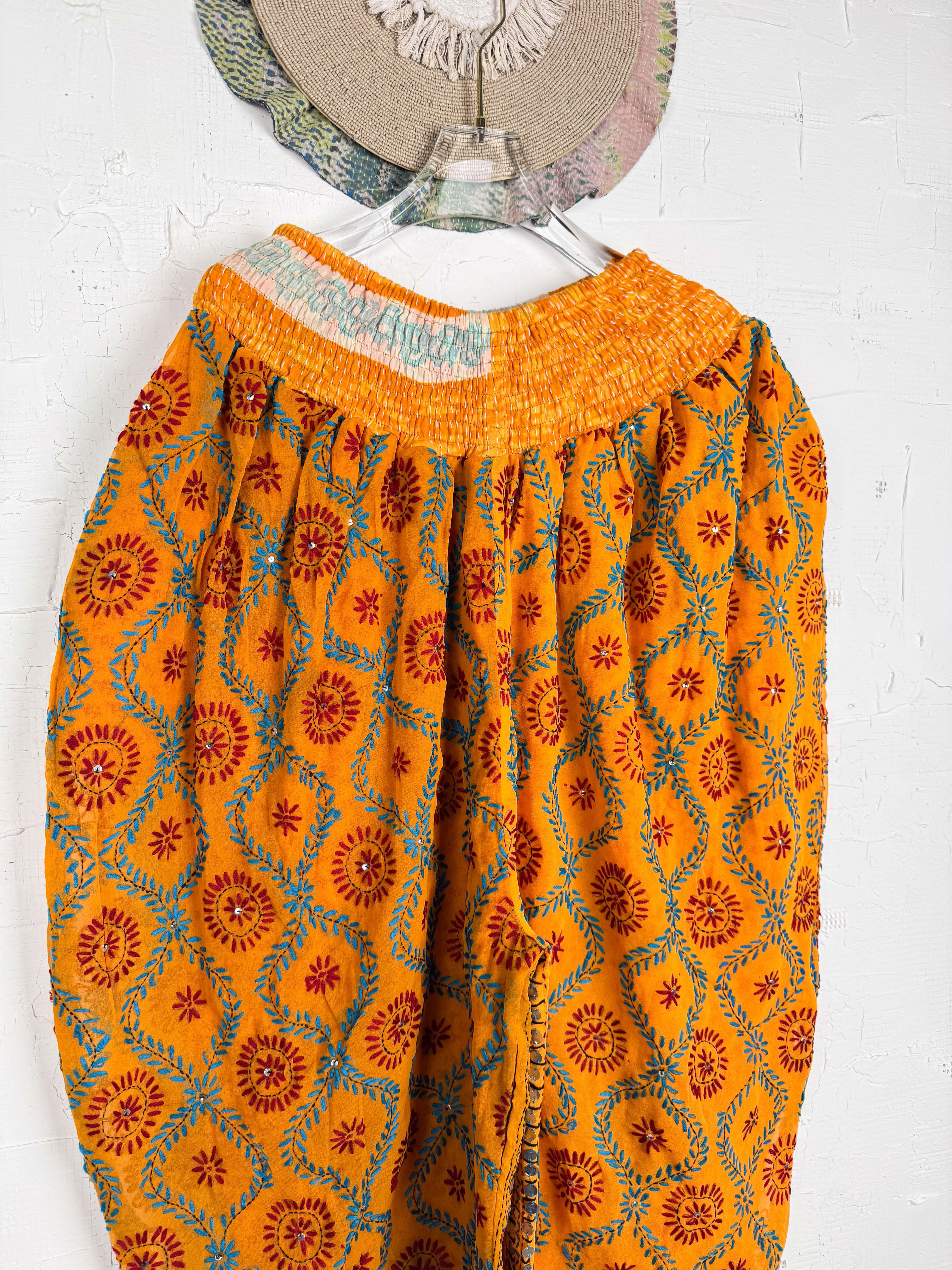 Relaxed fit patterned pants for yoga- Love Protect Sustain