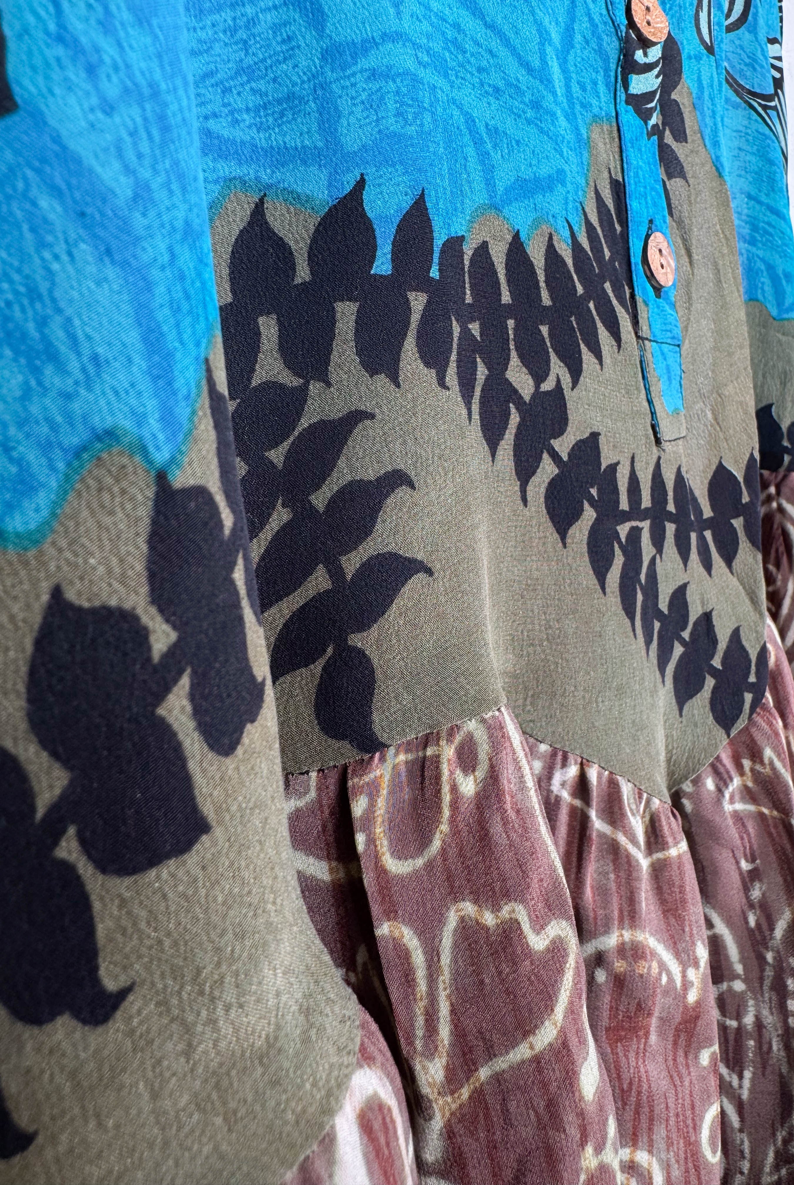 Retro silk top - Love Protect Sustain