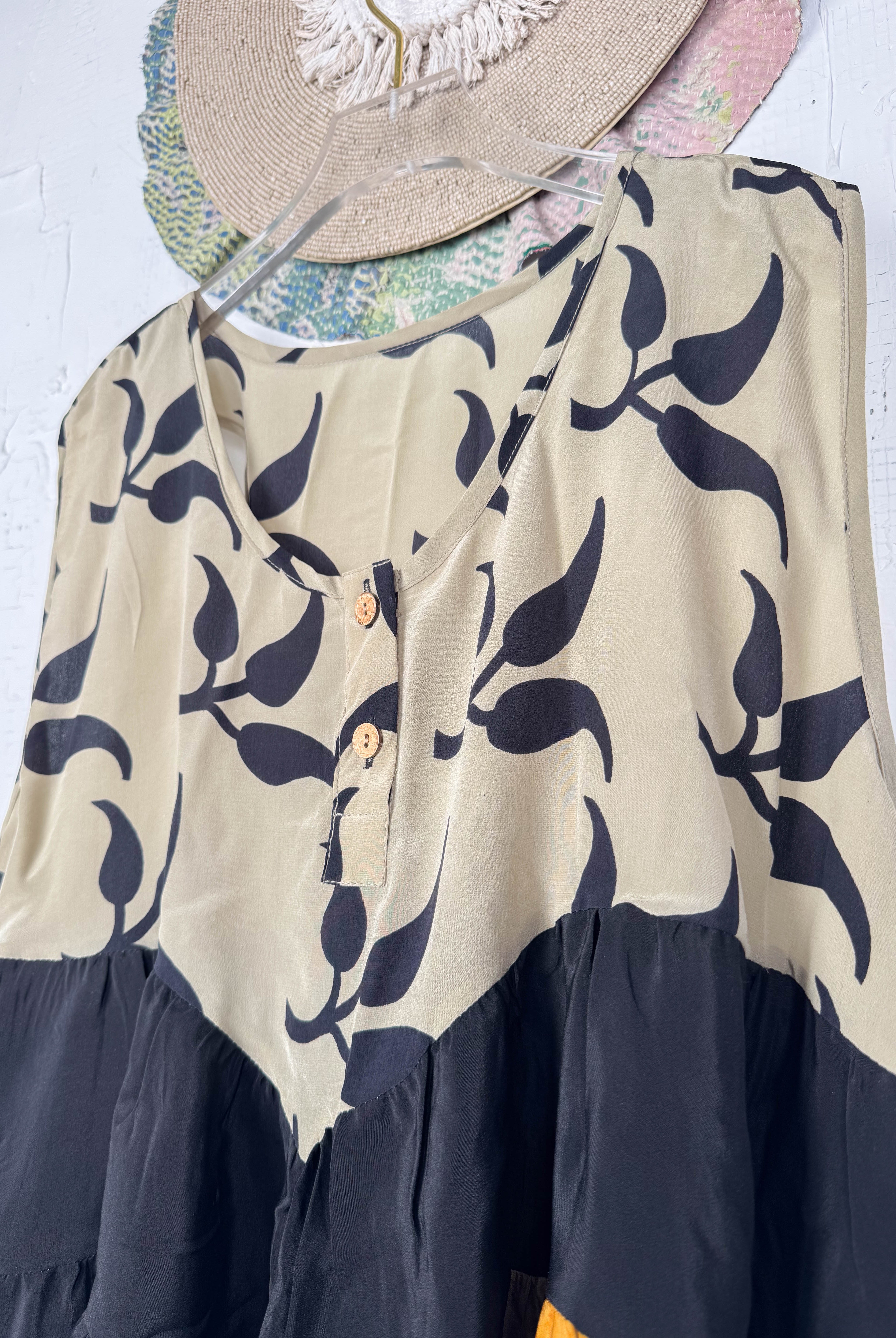 Retro silk vest summer - Love Protect Sustain