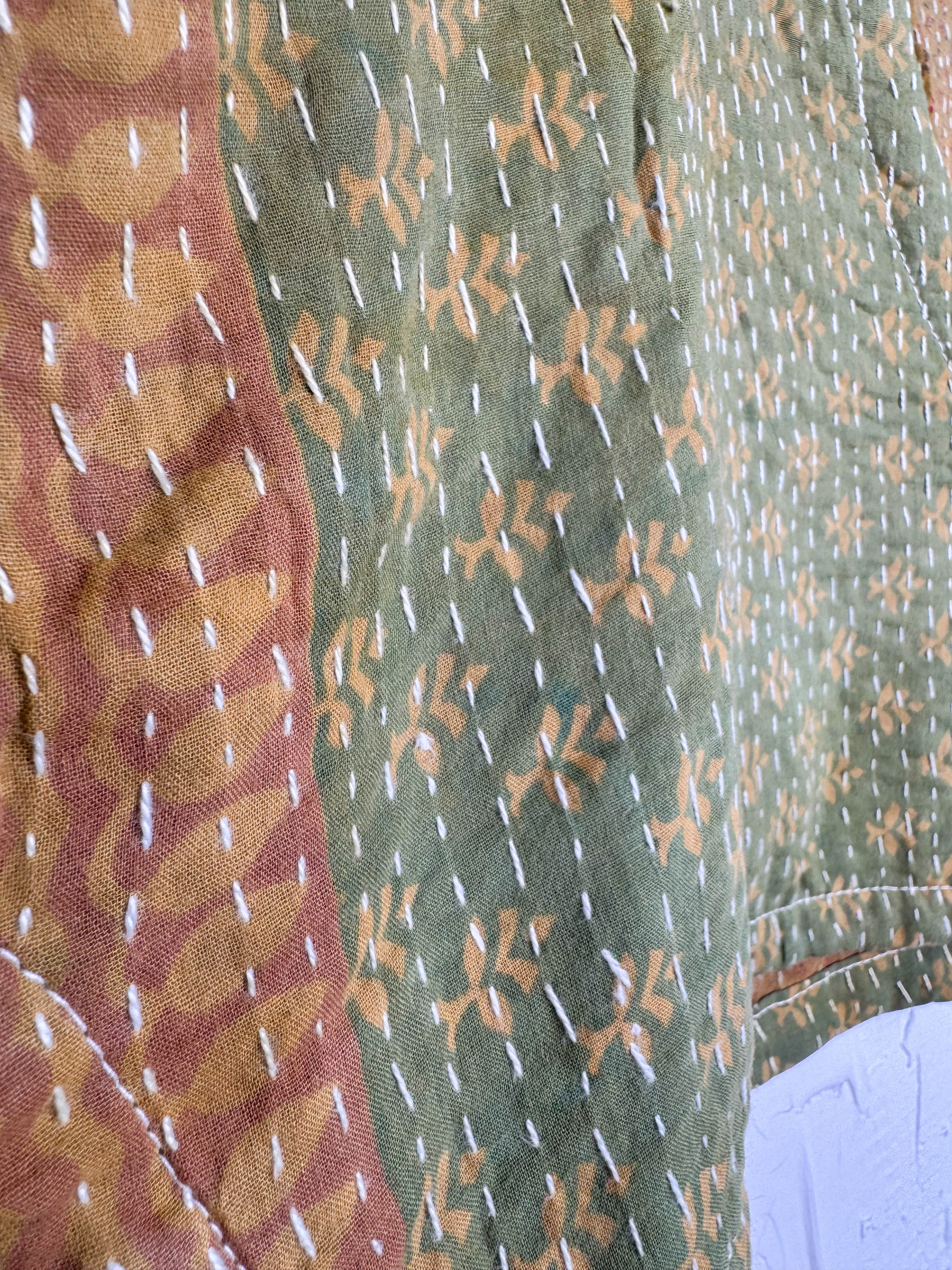 Short sleeve crop top - Love Protect Sustain