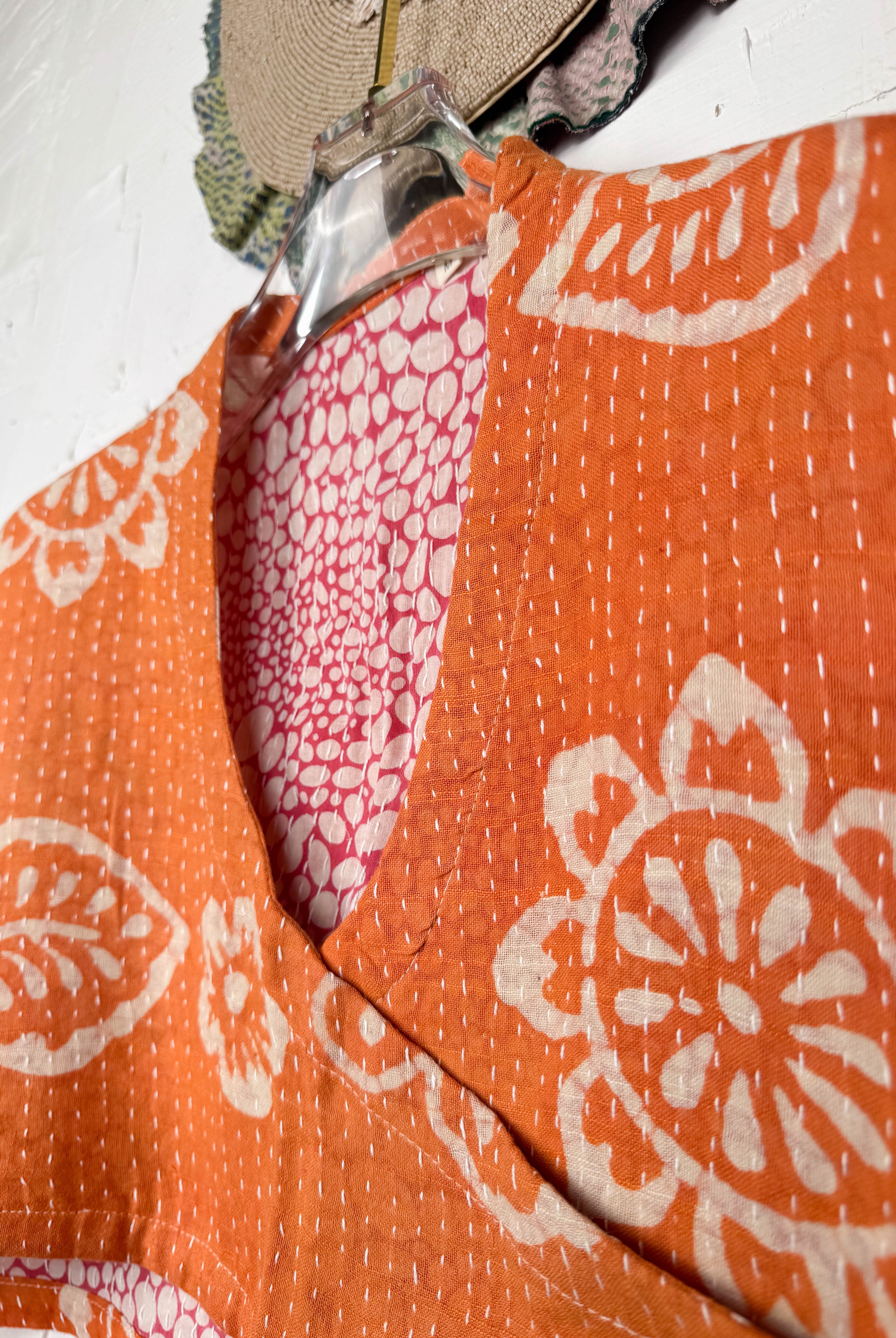 Sustainable crop top - Love Protect Sustain