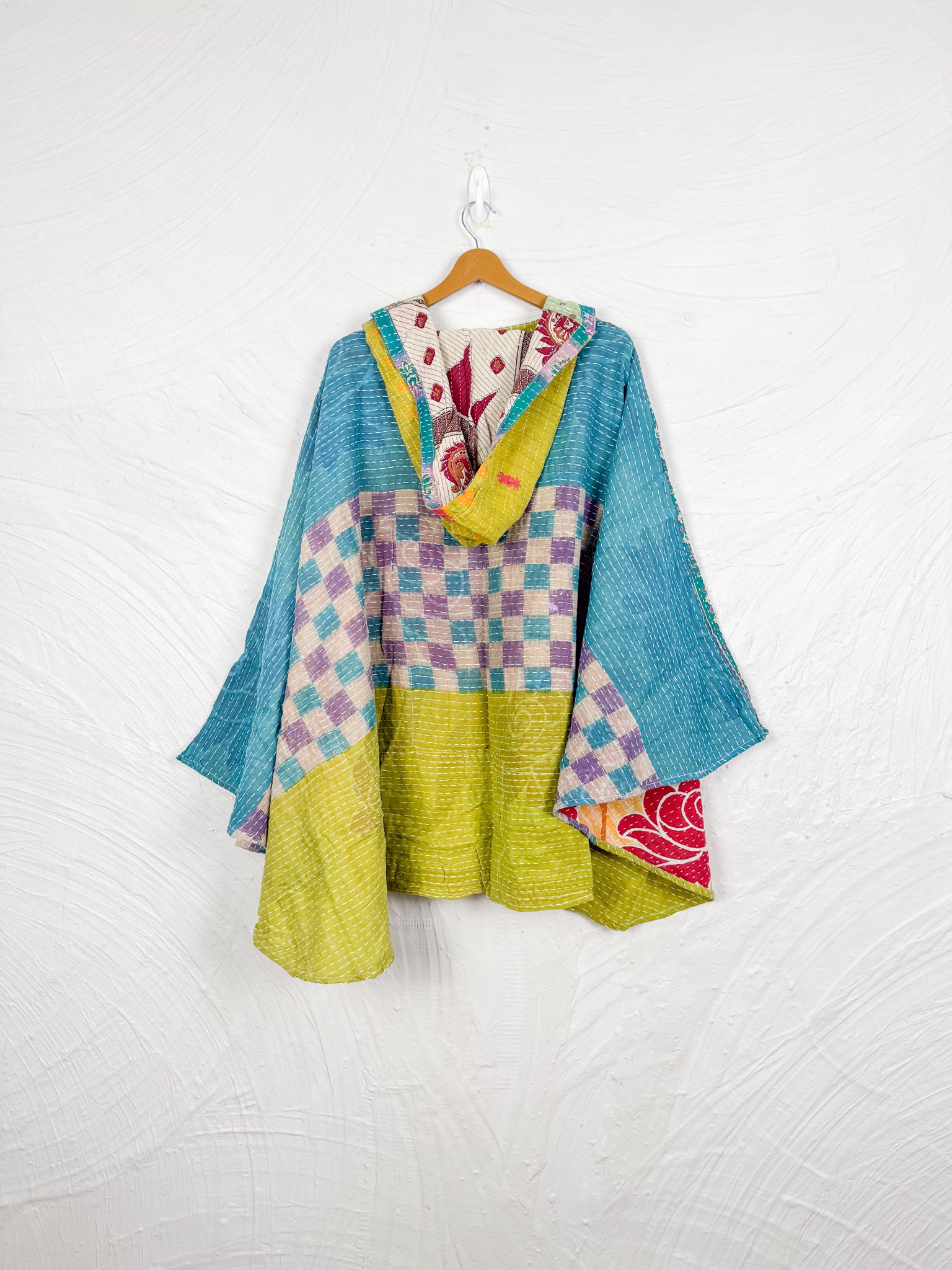 Sustainable kantha poncho - Love Protect Sustain