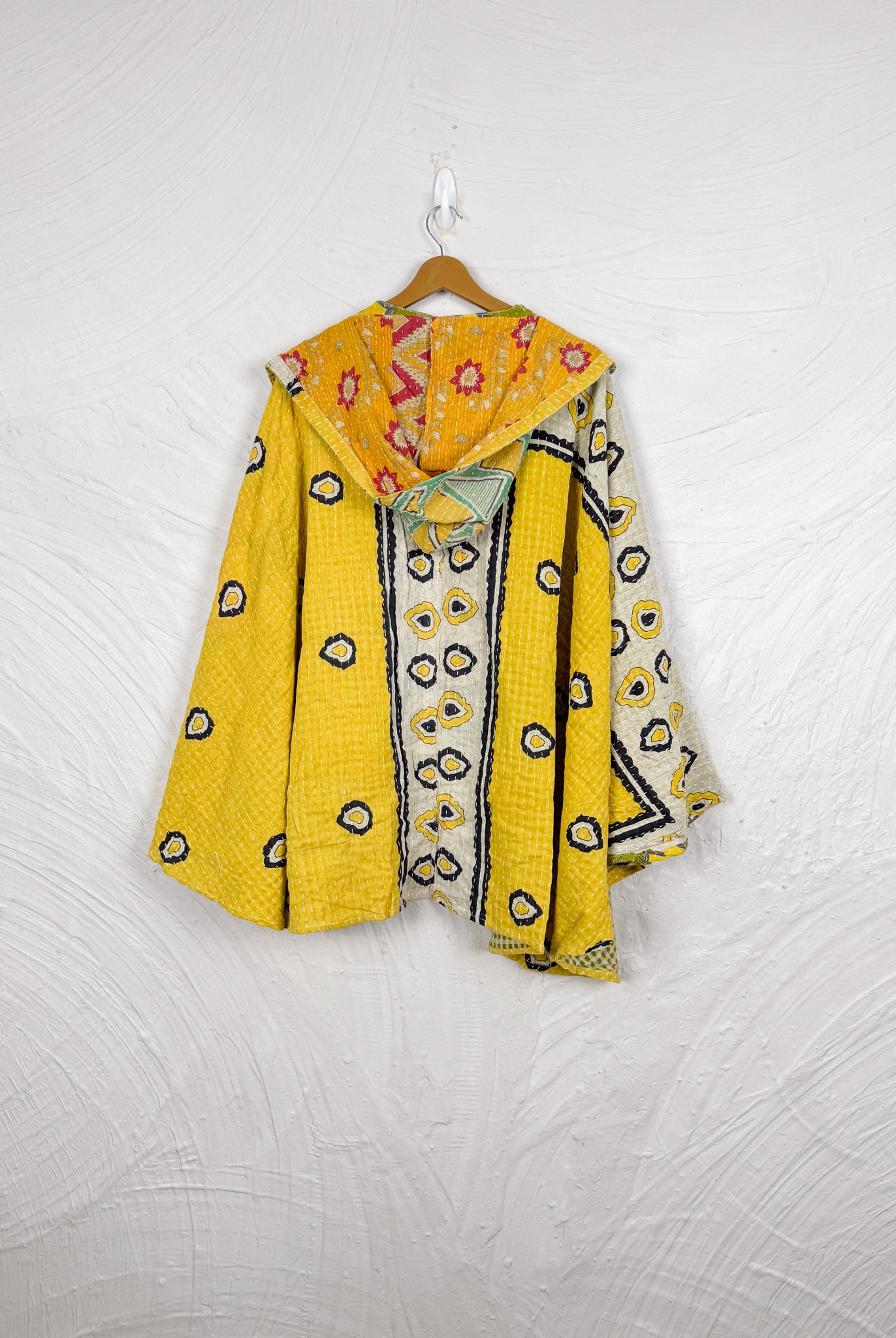 Sustainable kantha poncho - Love Protect Sustain