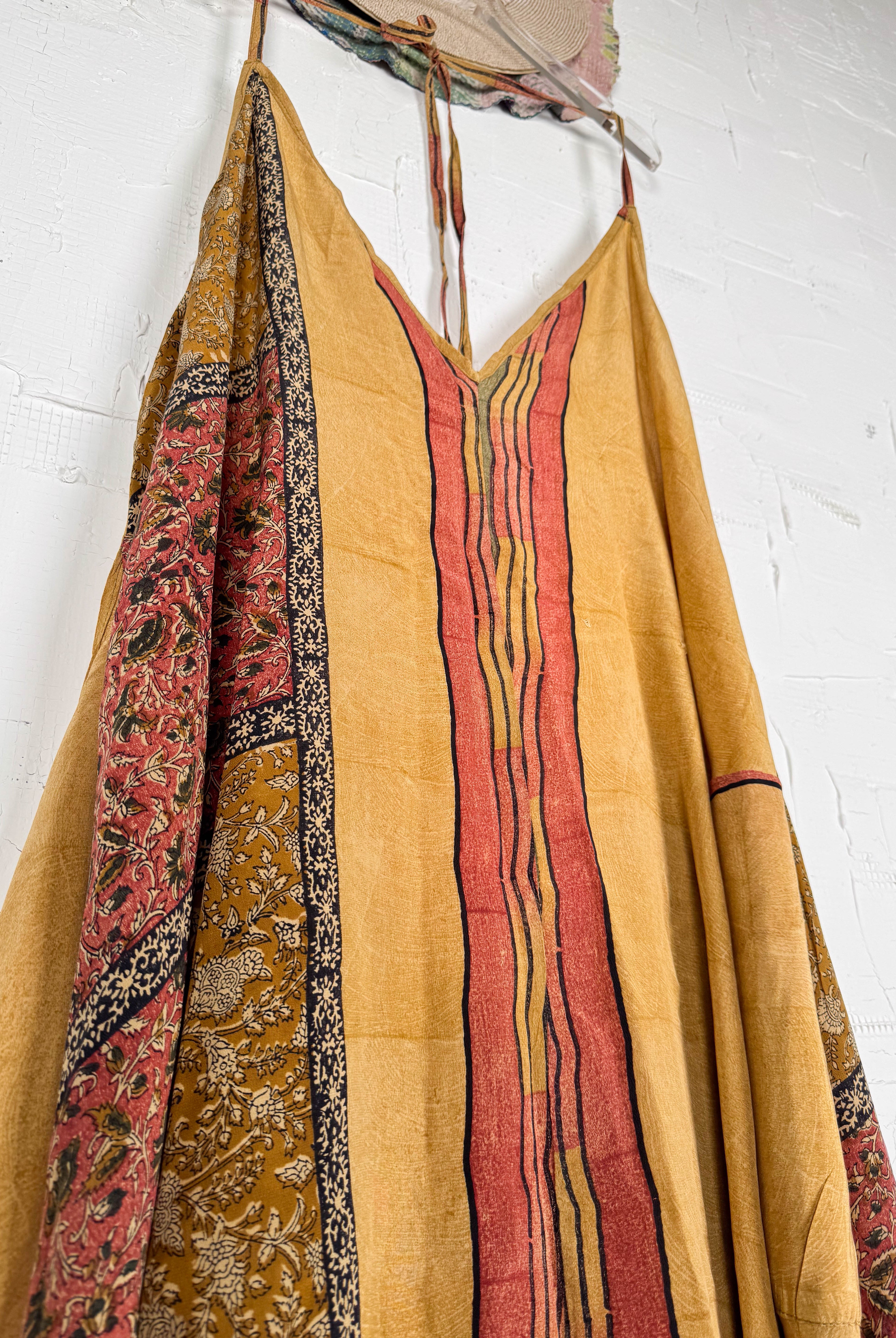 Sustainable silk dress - Love Protect Sustain