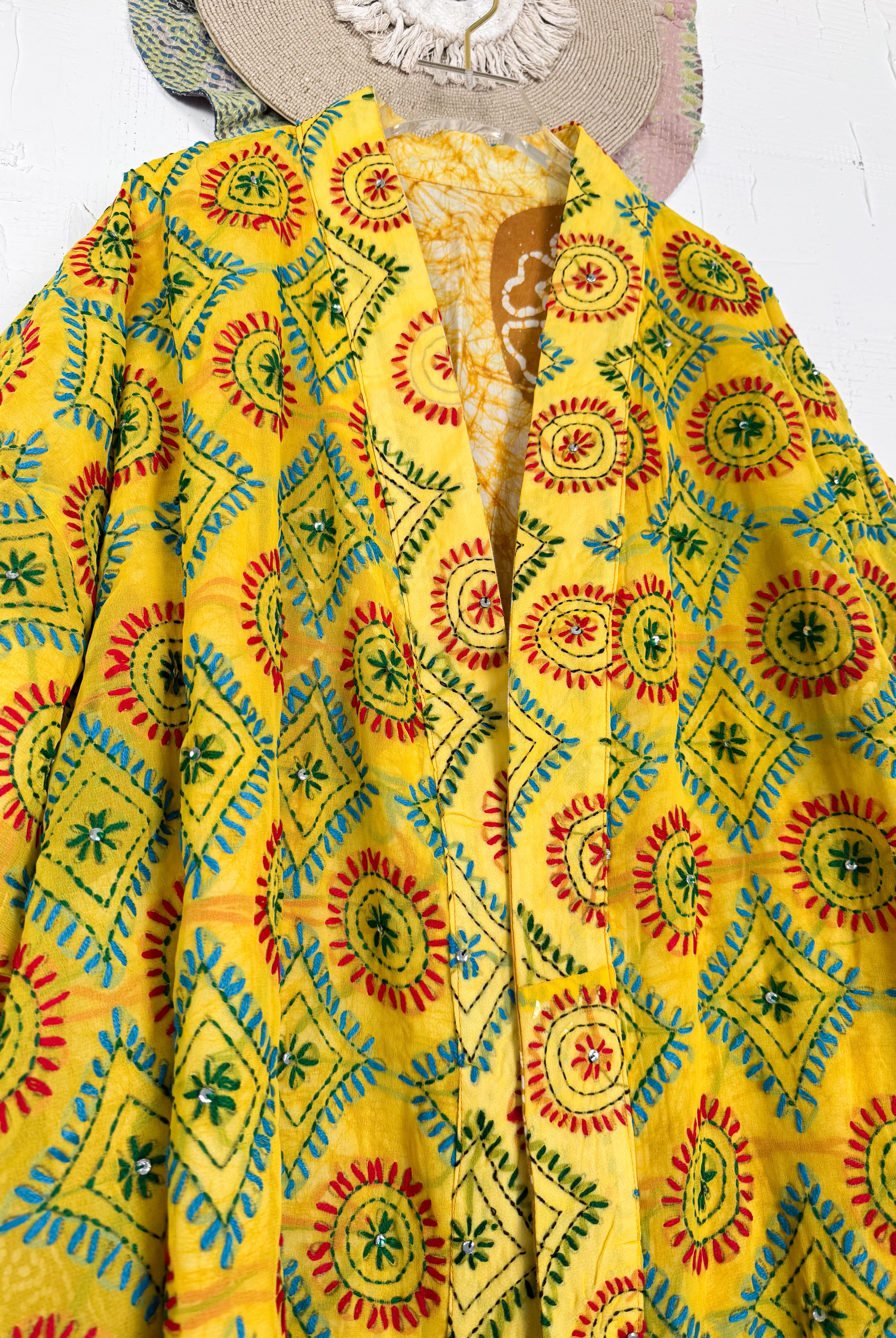 Thread work kimono - Love Protect Sustain