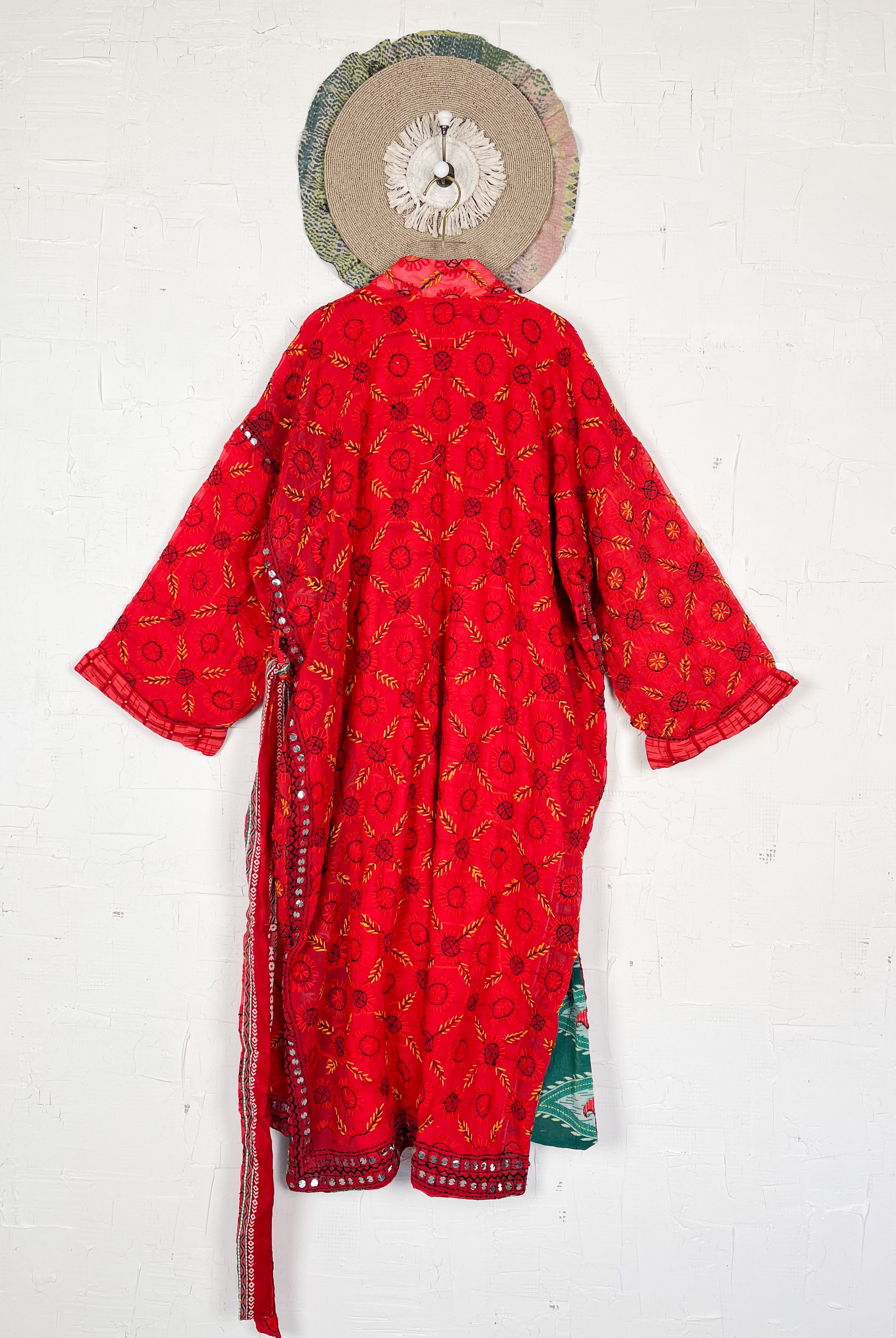 Thread work kimono - Love Protect Sustain