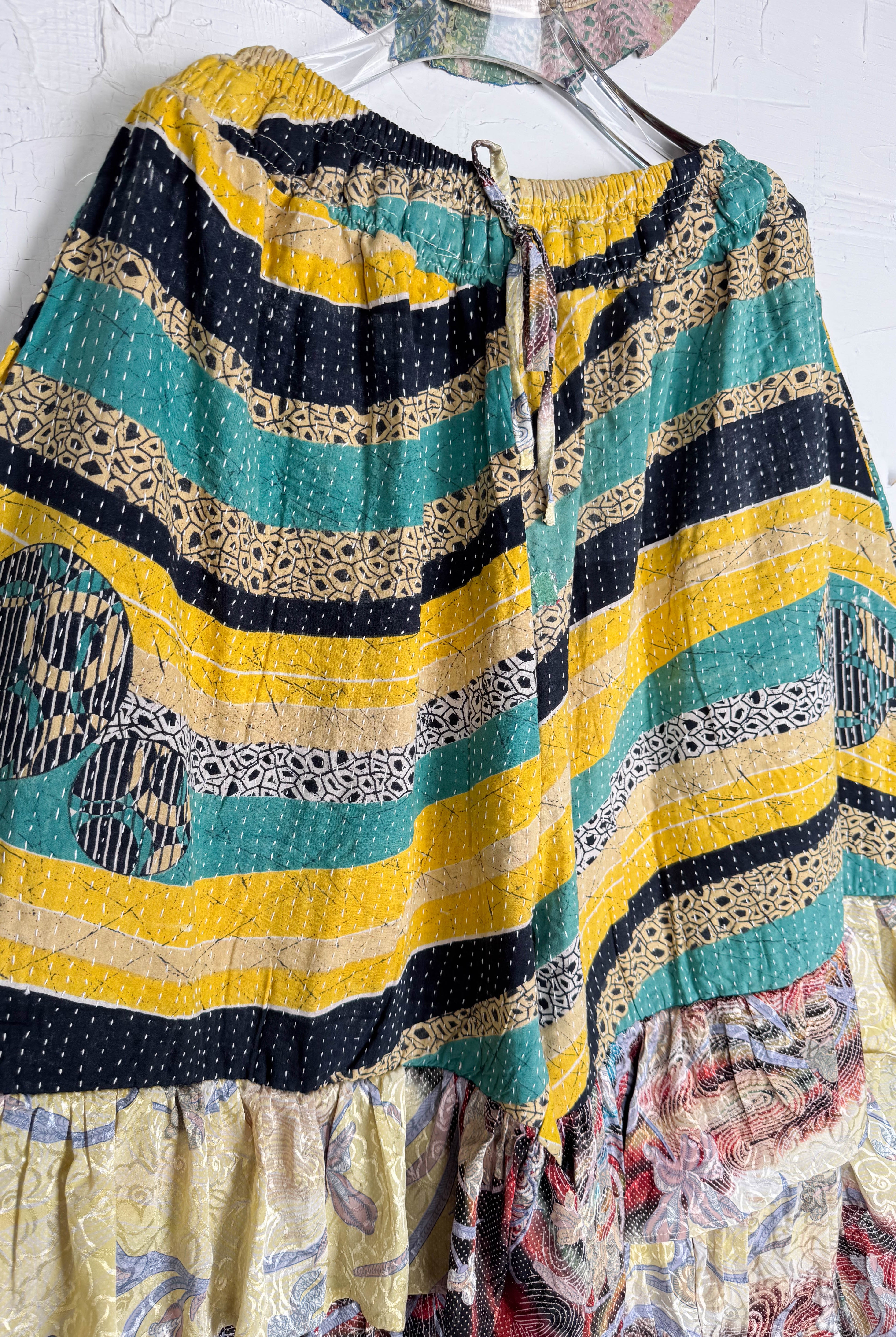 Tie red kantha pants - Love Protect Sustain