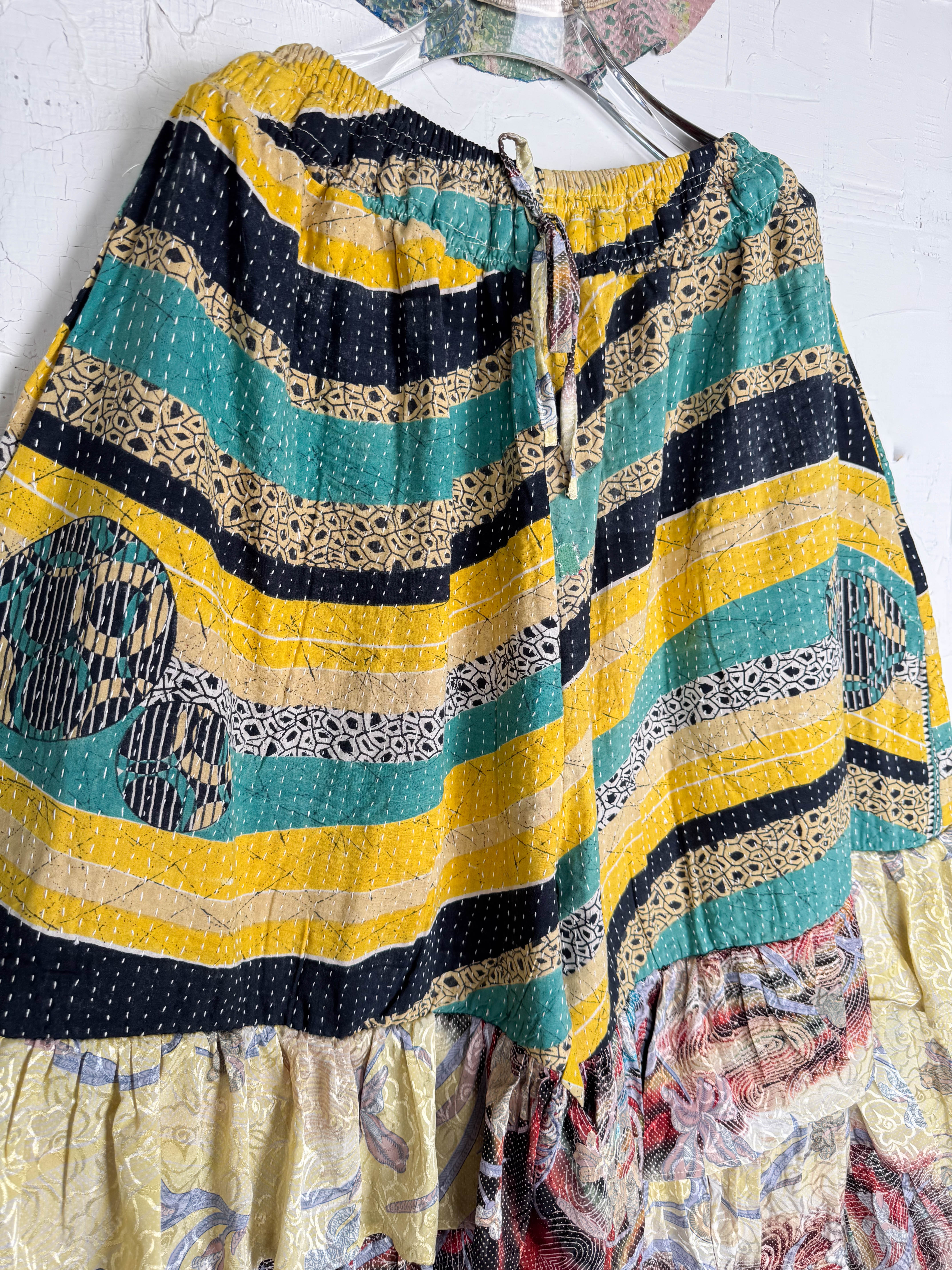 Tie red kantha pants - Love Protect Sustain