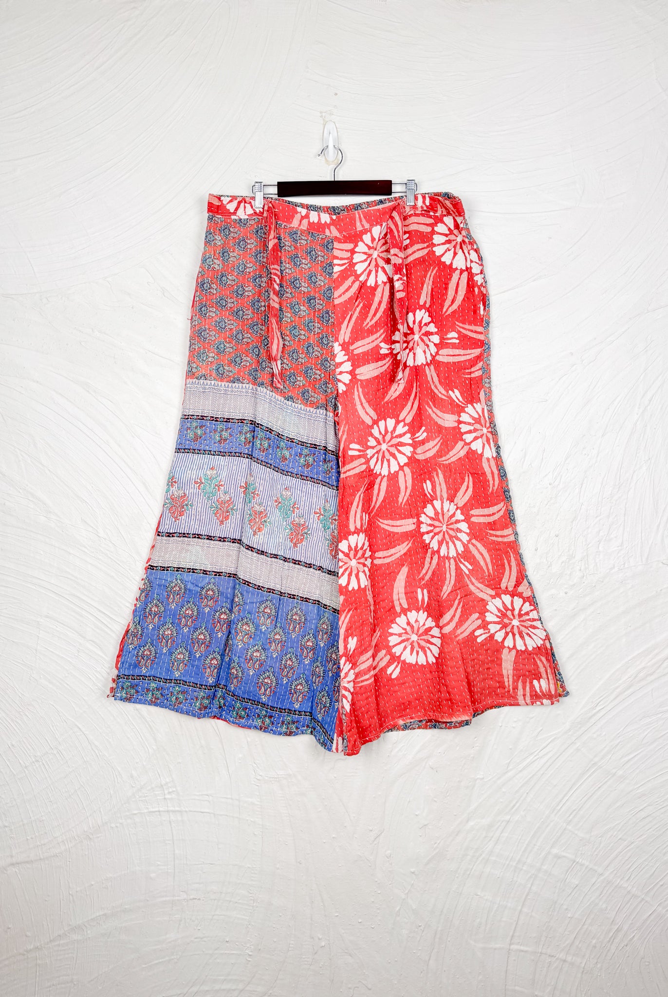Tiewais tKantha pants - Love Protect Sustain