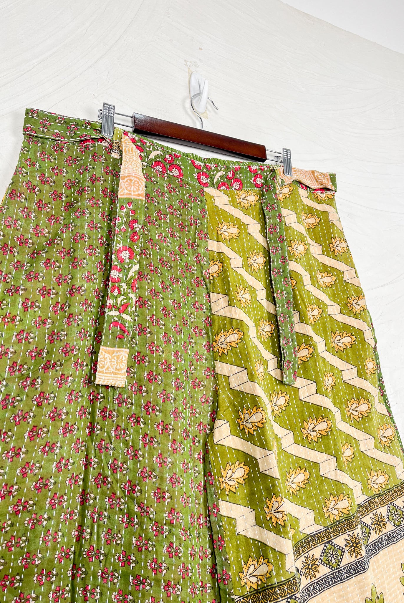 Travel Kantha pants - Love Protect Sustain