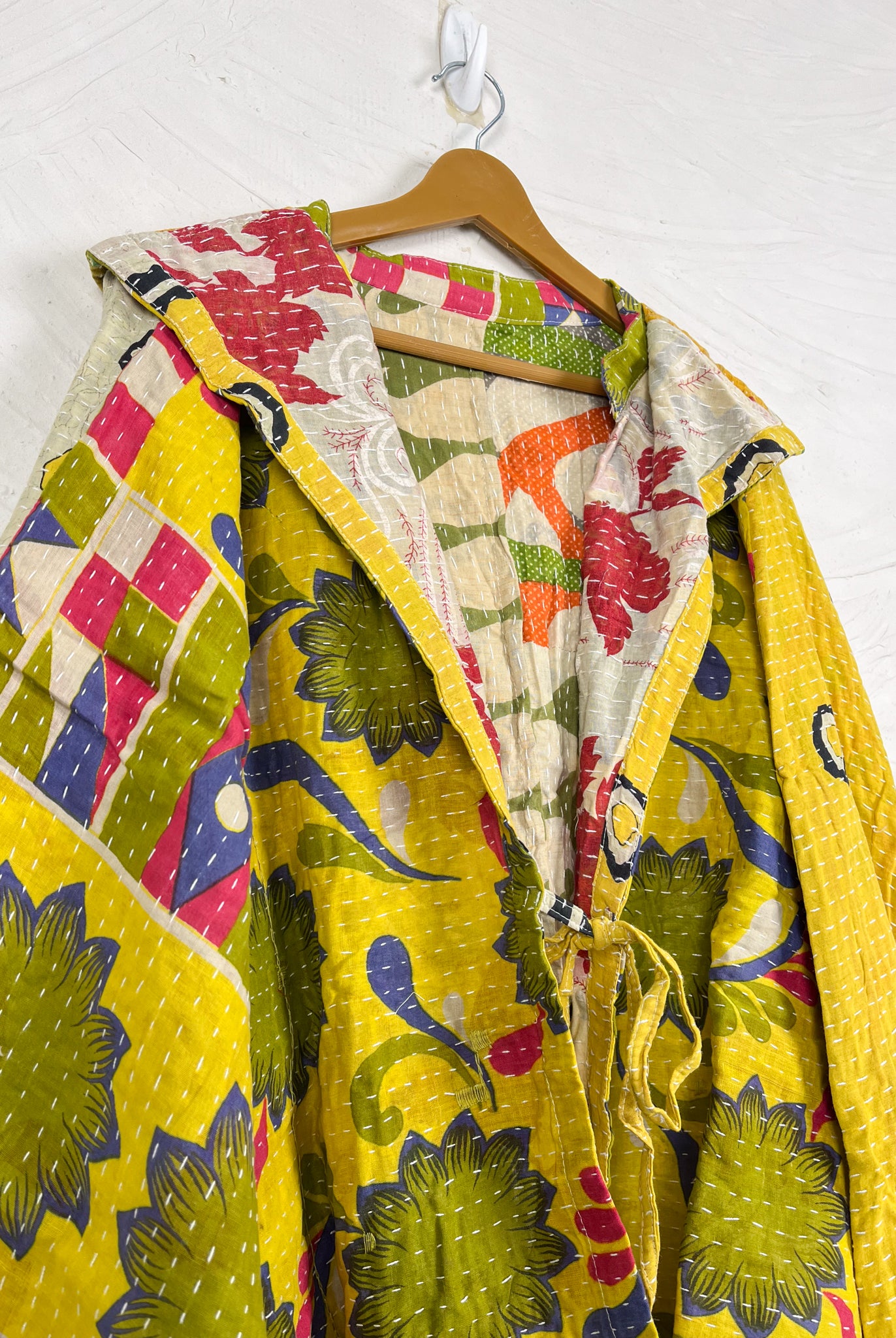 Travel kantha poncho - Love Protect Sustain