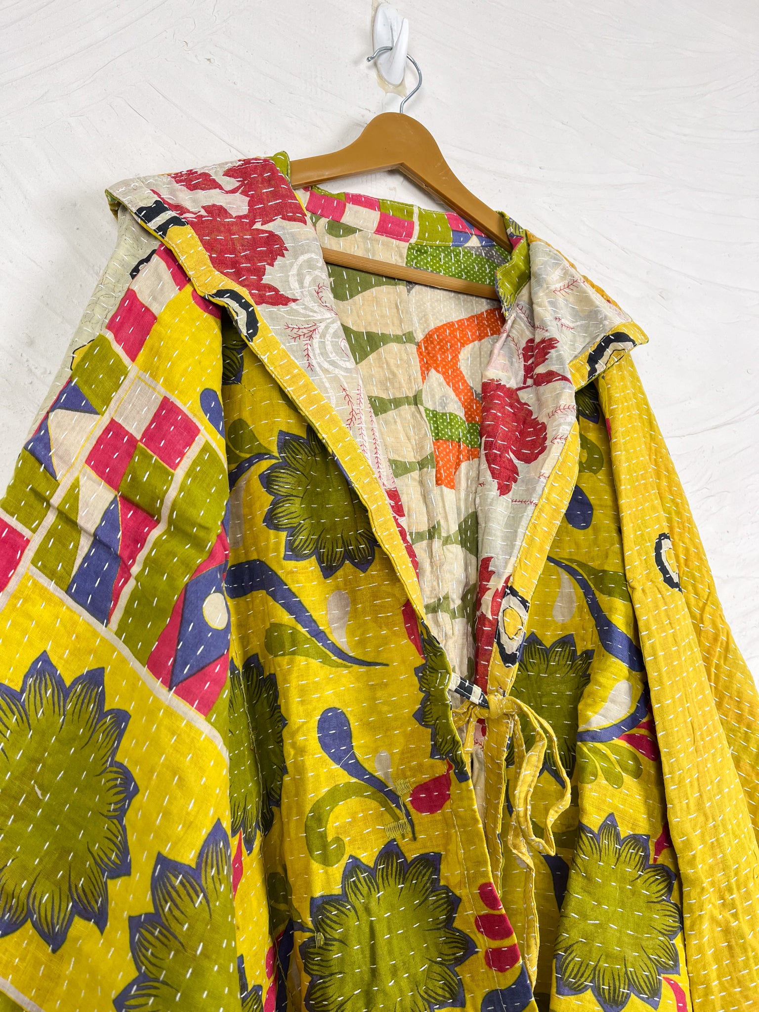 Travel kantha poncho - Love Protect Sustain
