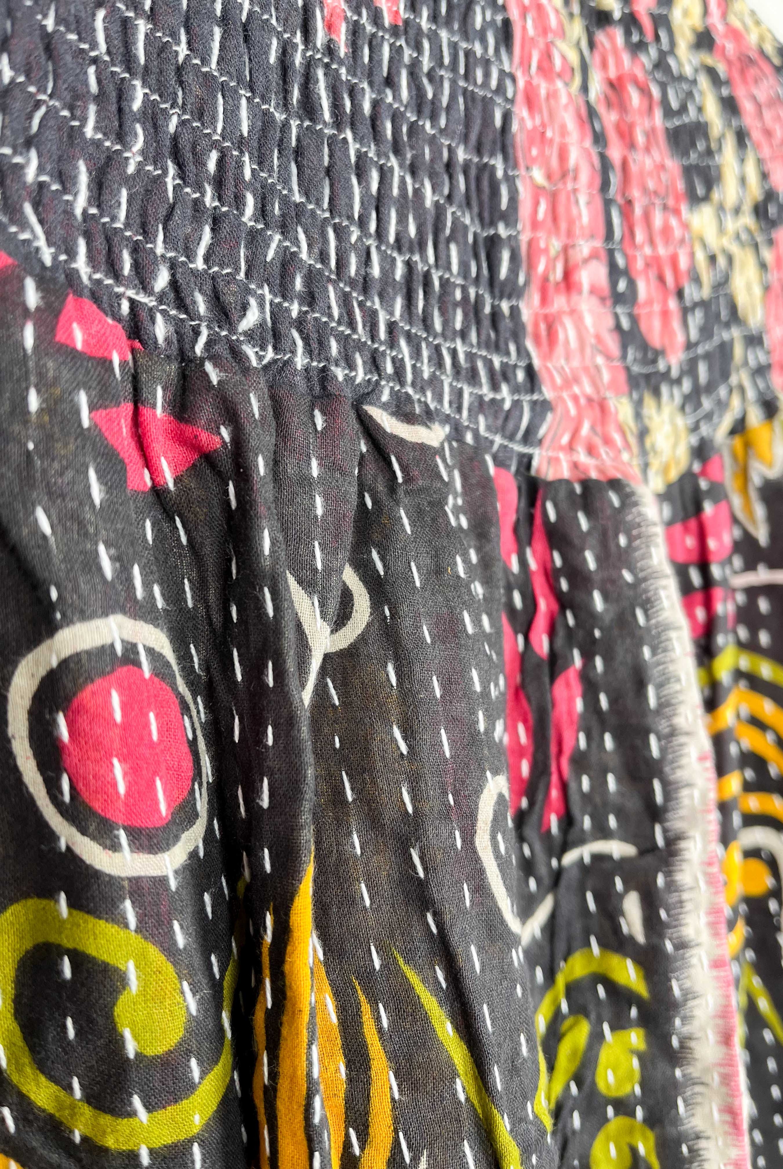 Travel skirt unique - Love Protect Sustain