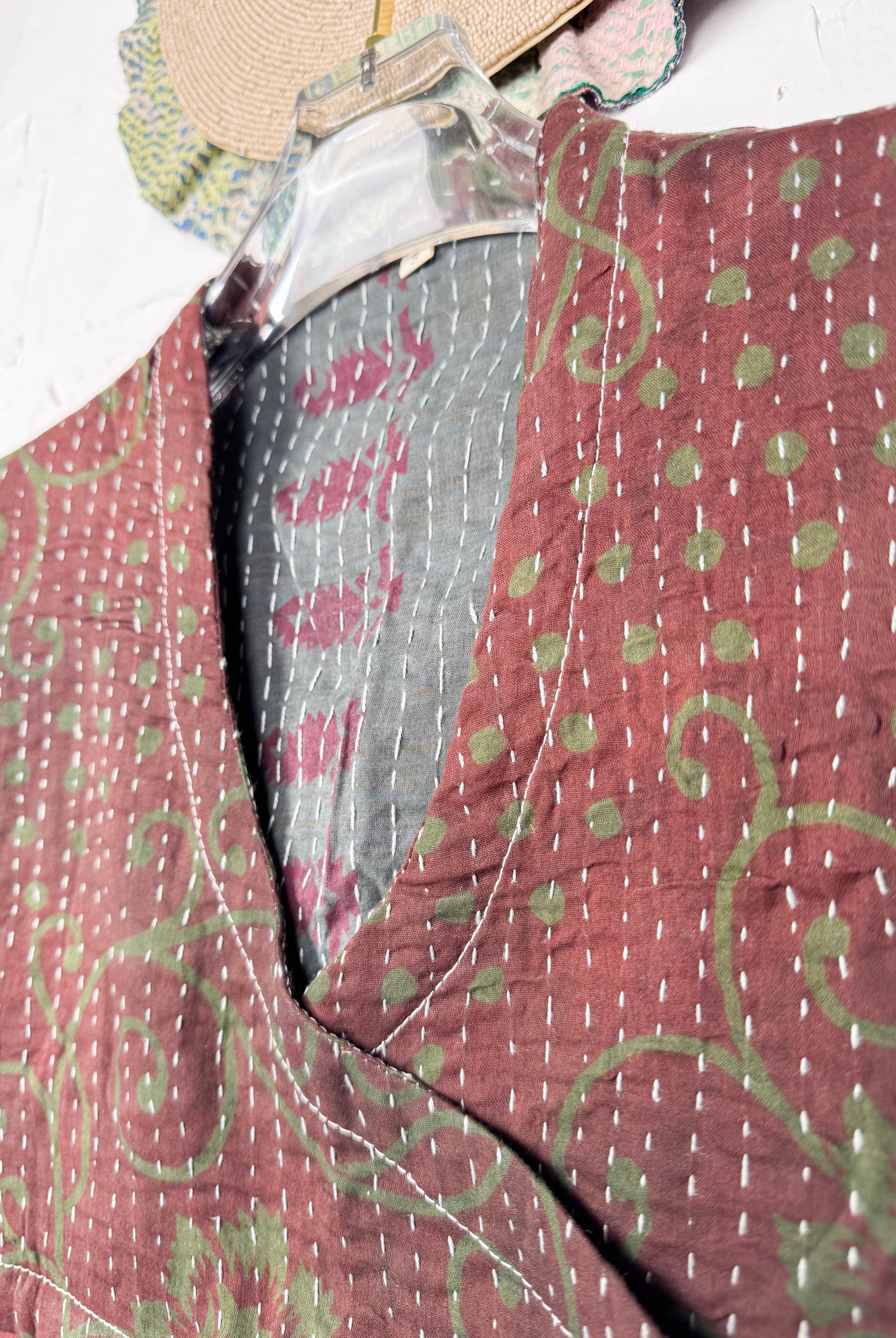 Upcycled crop top - Love Protect Sustain