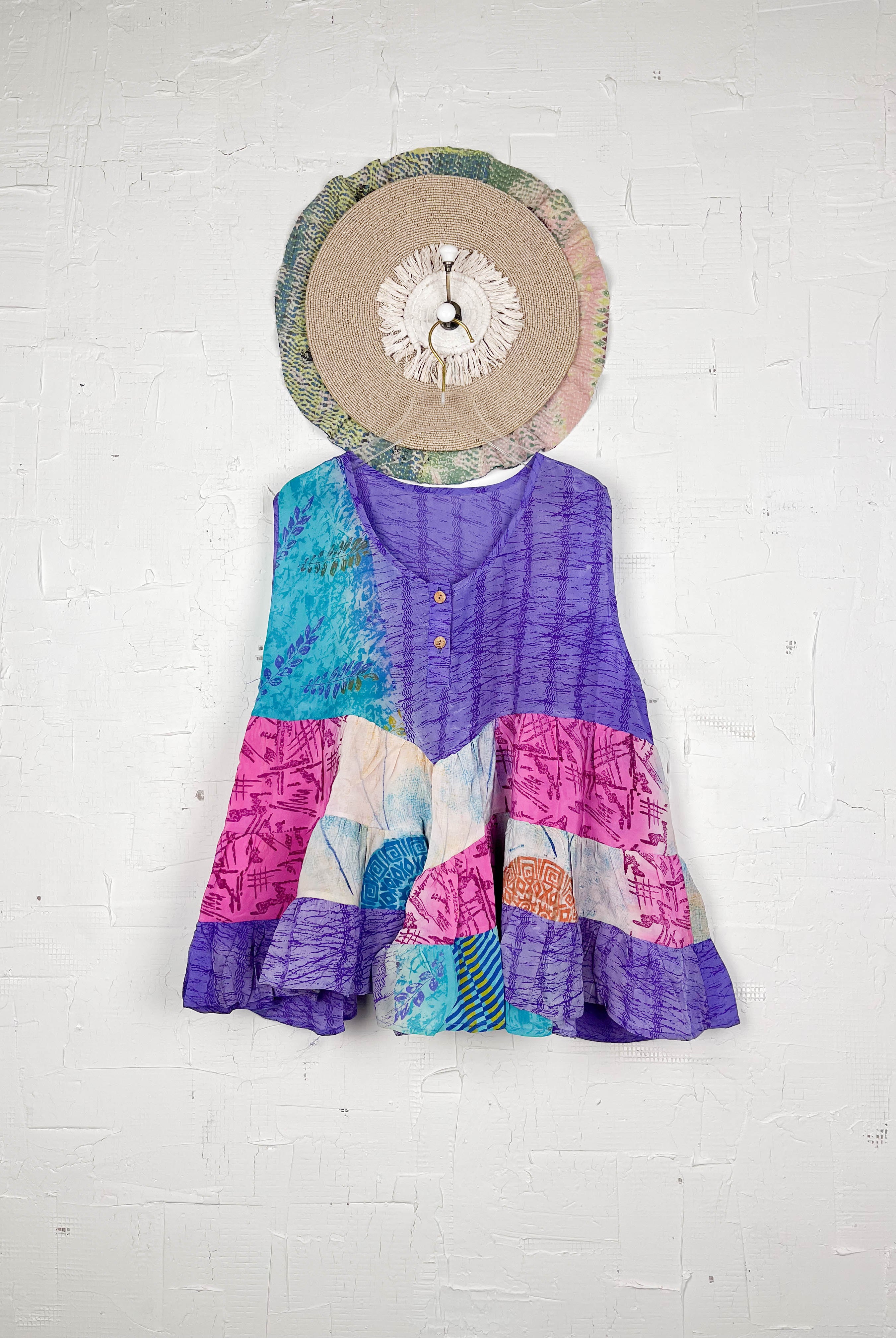 Vintage crepe top - Love Protect Sustain