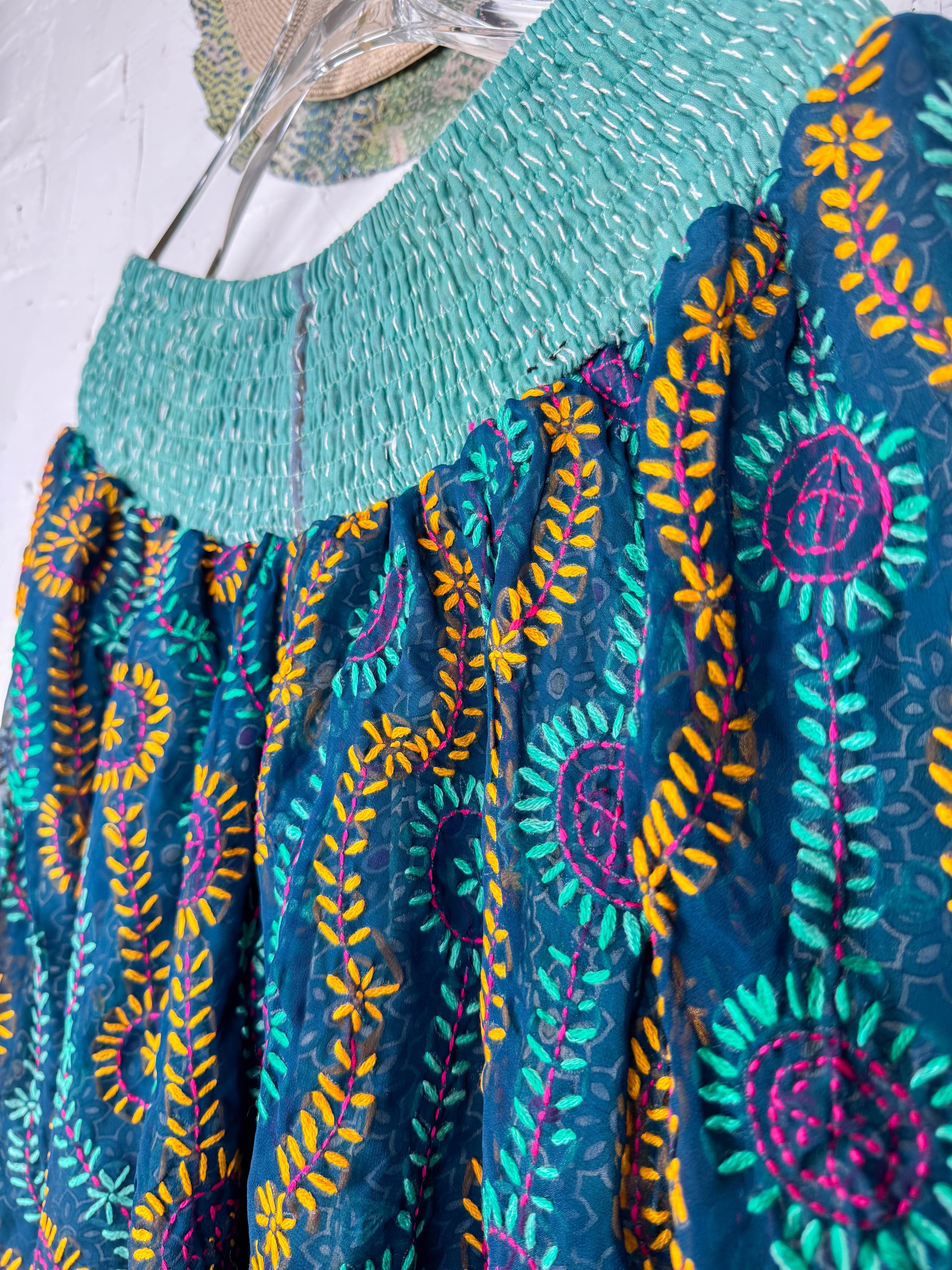 Women plus size handembroidery pants- Love Protect Sustain