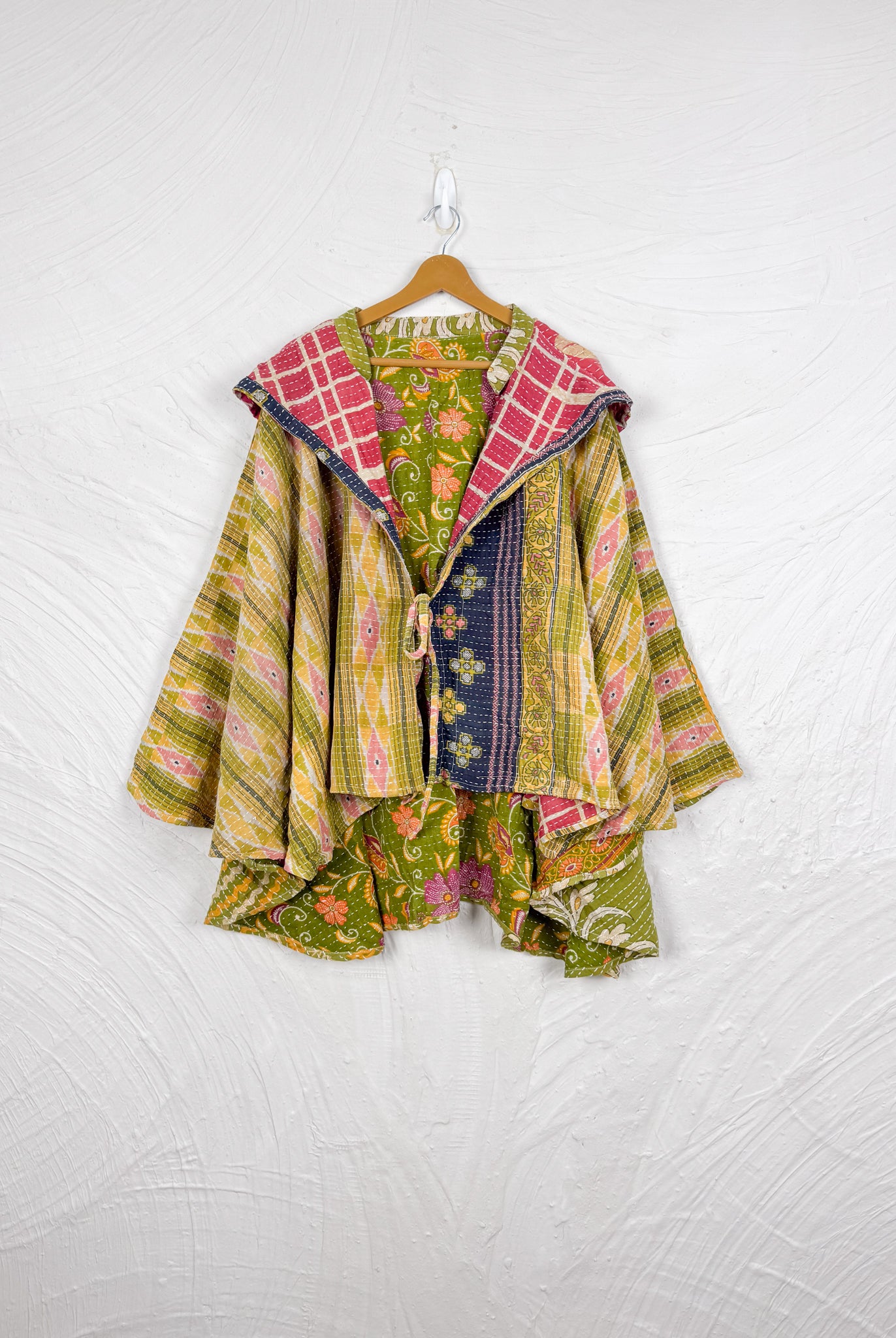 Yellow kantha poncho - Love Protect Sustain
