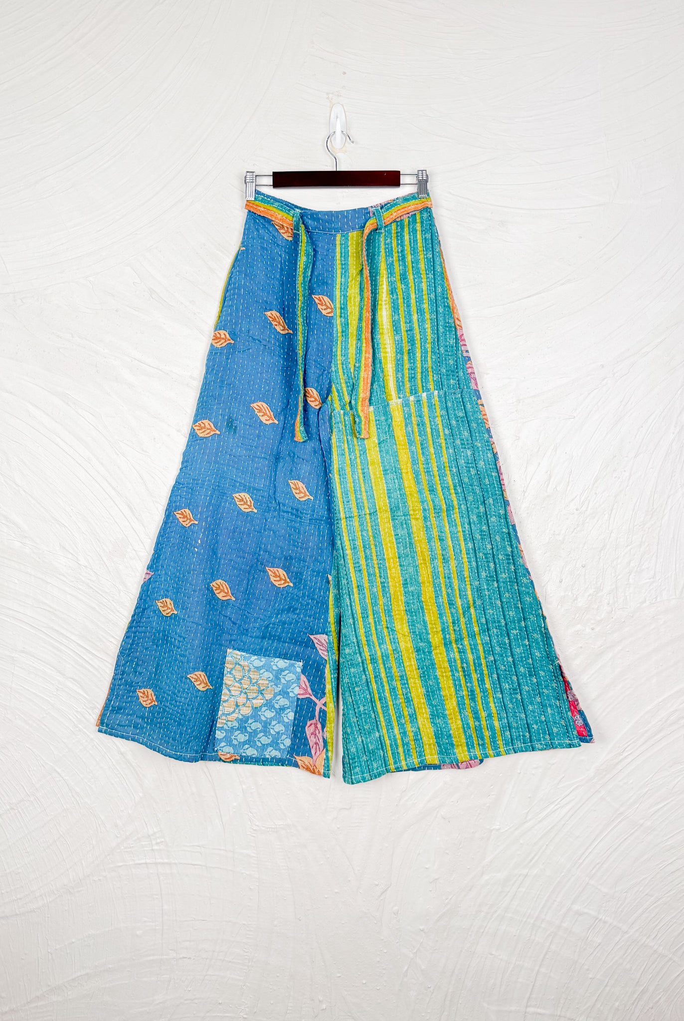 Yoga kantha pants - Love Protect Sustain